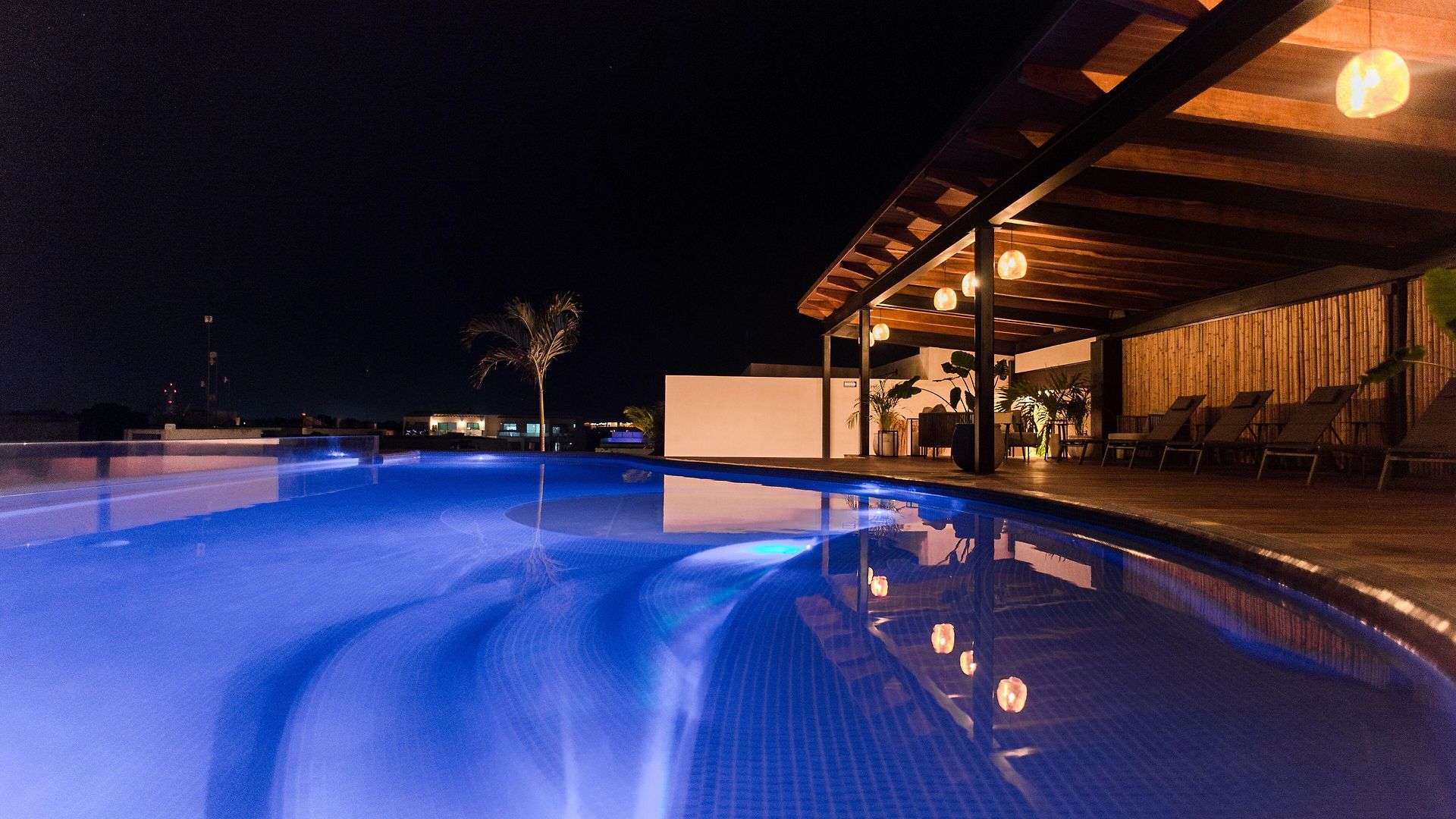 Aparthotel Cacao -luxury Condos-