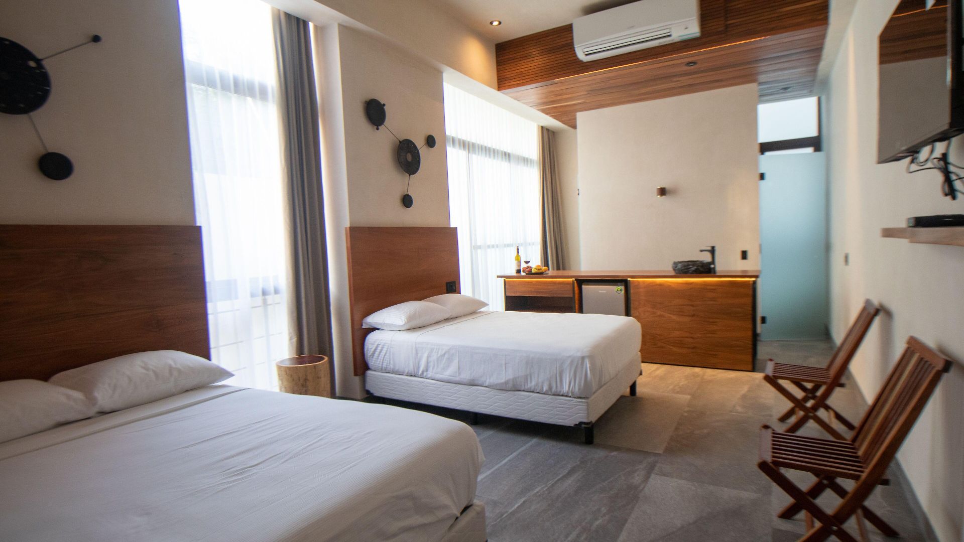 Prana Boutique 4*