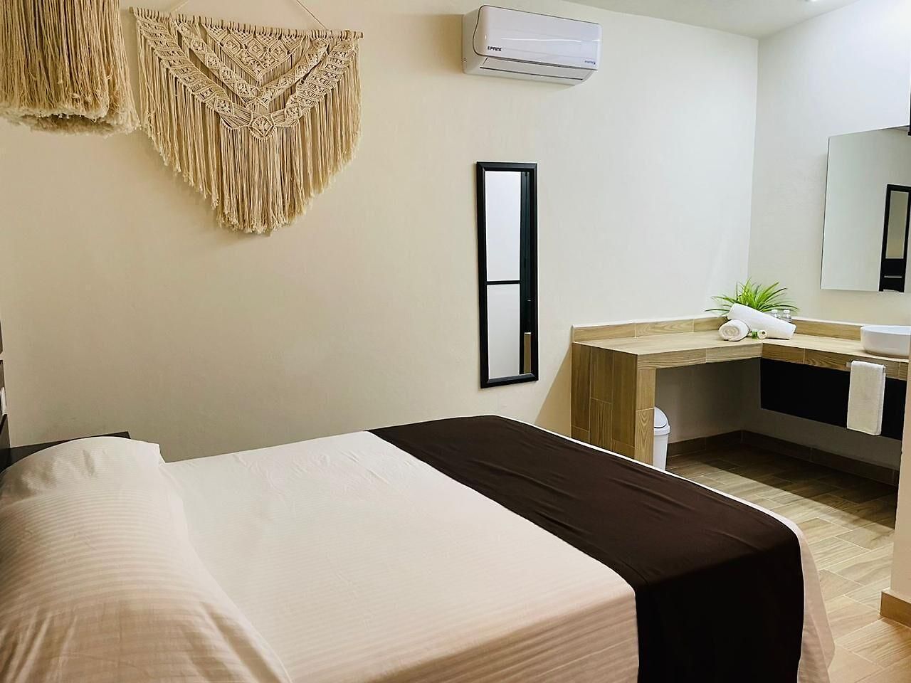 Corazon De Hotel
