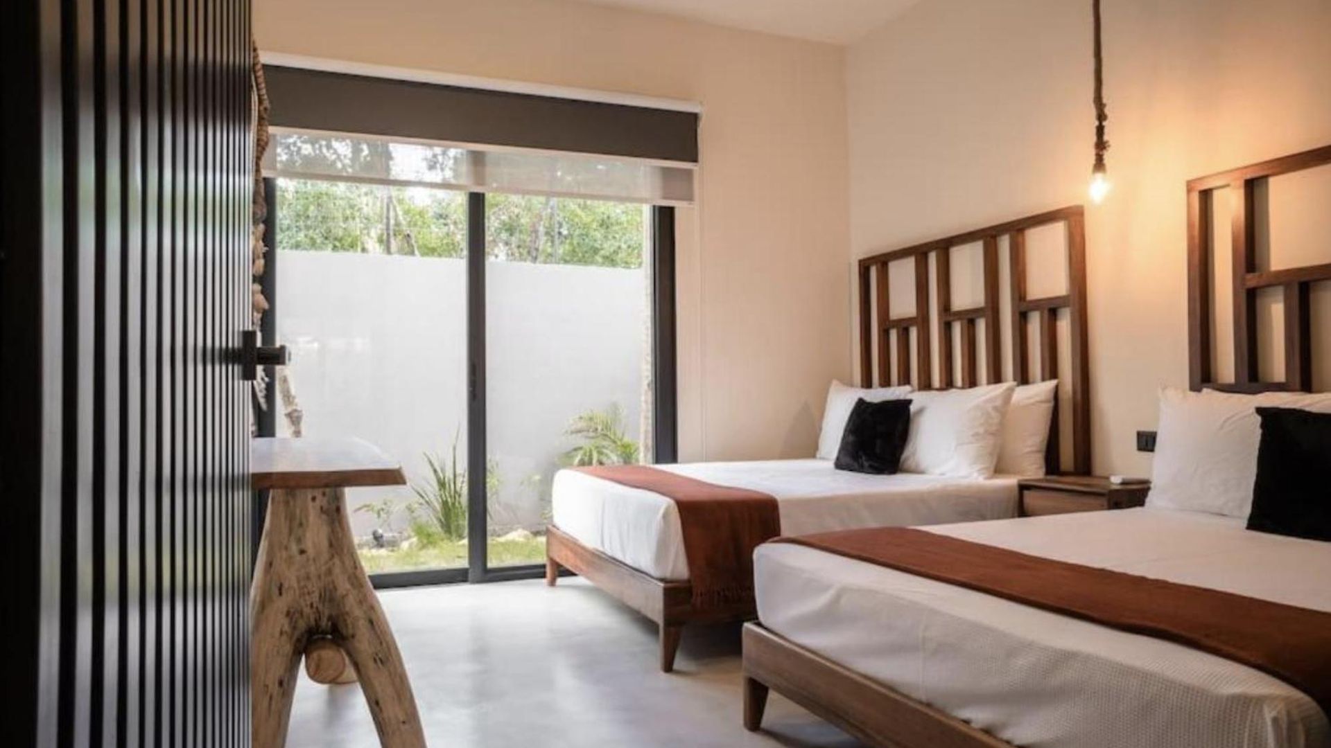4bdr Luxury 2 Private Pools 10 Min & Zamna Villa