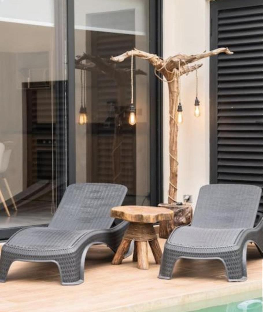 4bdr Luxury 2 Private Pools 10 Min & Zamna Villa *