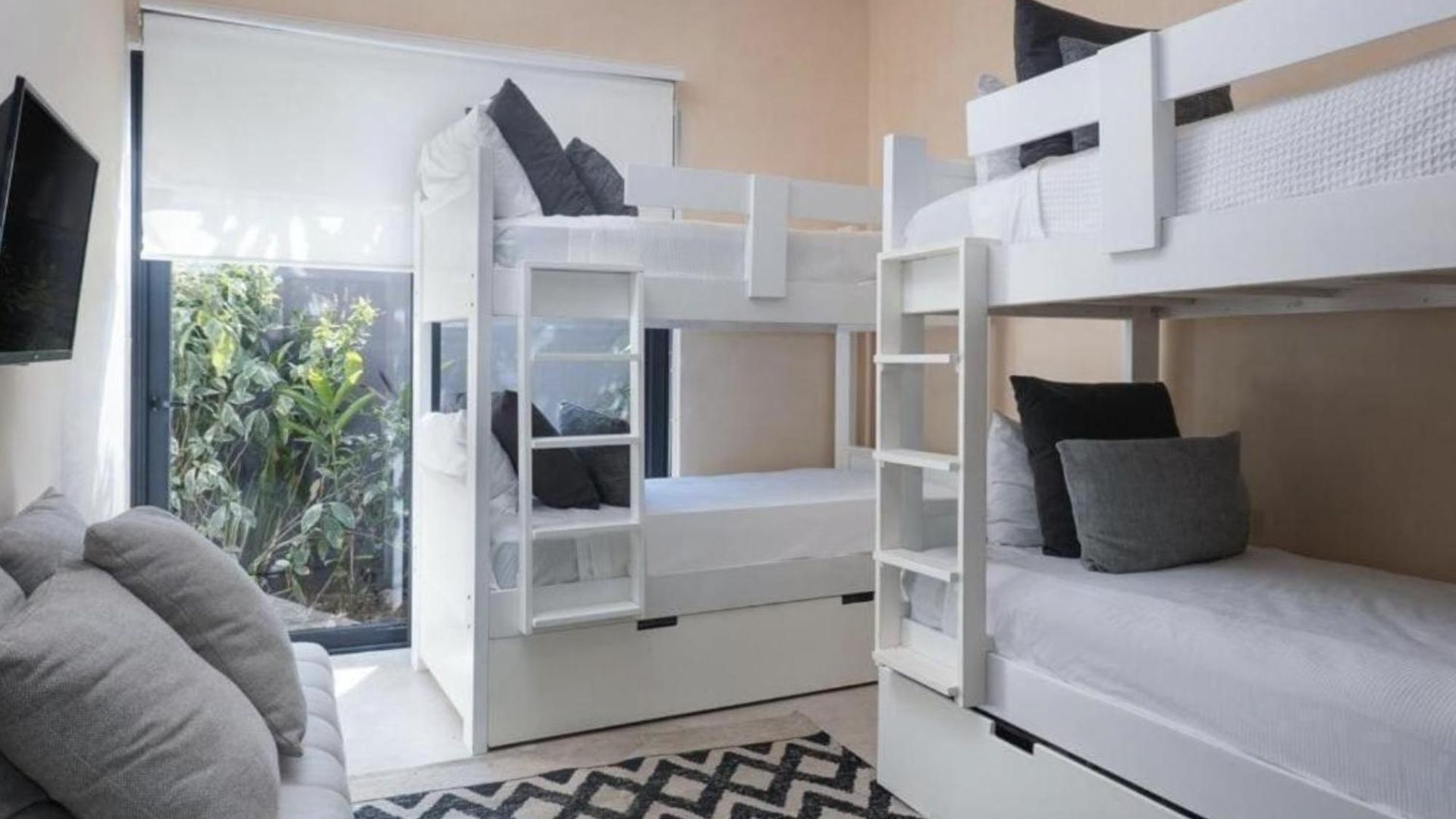 Villa Increíble 2 Piscinas 4hab Hasta 14 Personas *