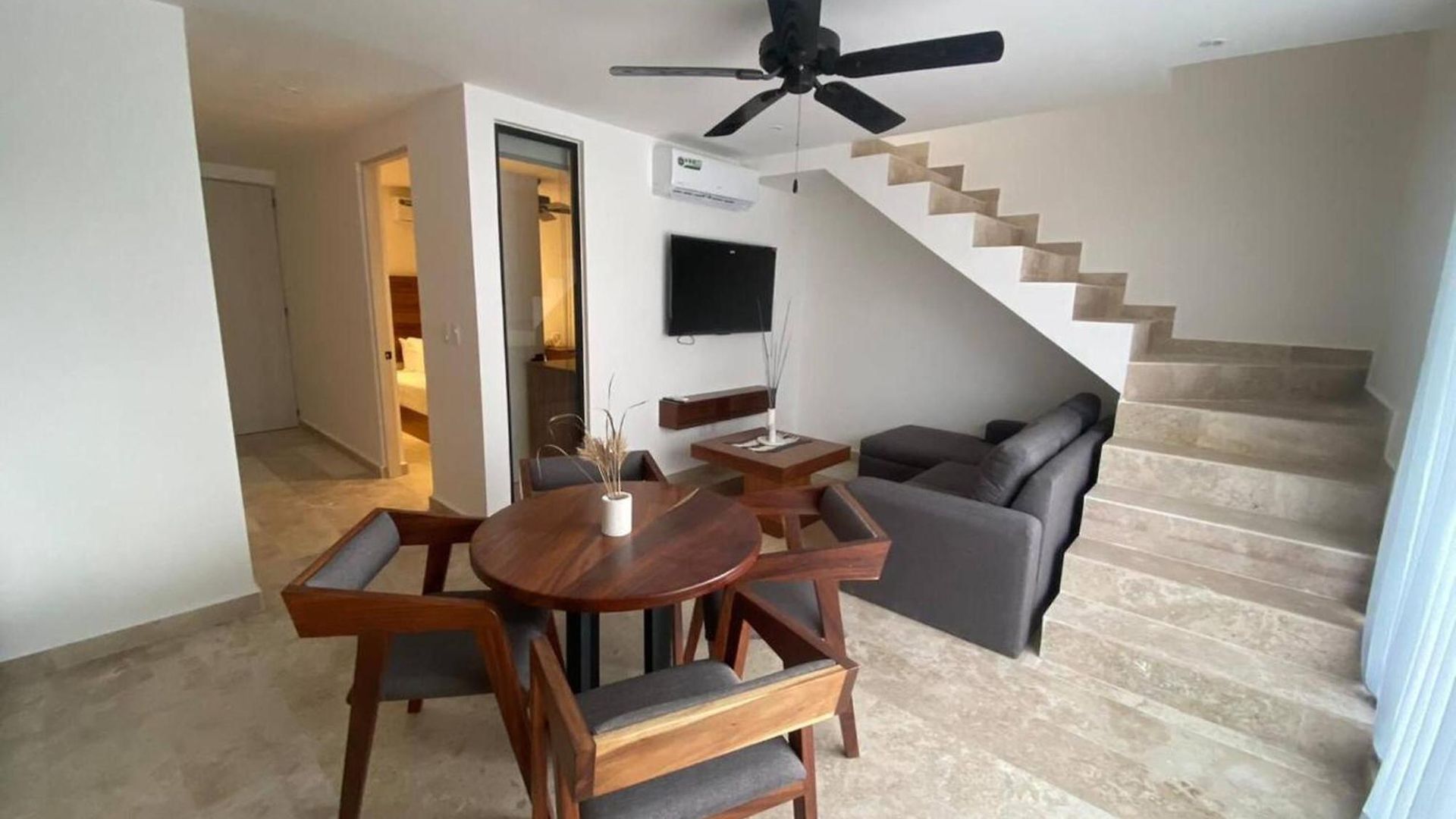 Spacious And Comfortable Ph With Private Pool In Zama *
