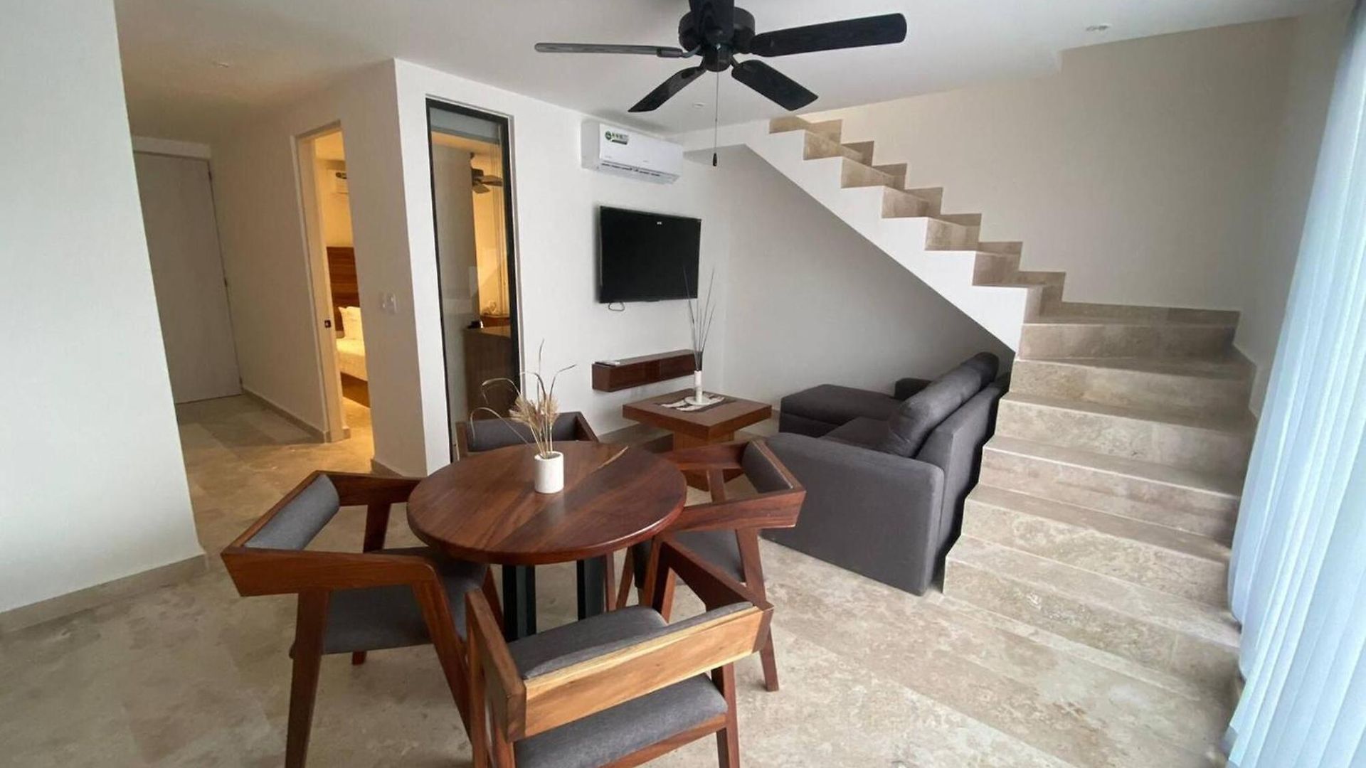 Apartment Spacious And Comfortable Ph With Private Pool In Zama