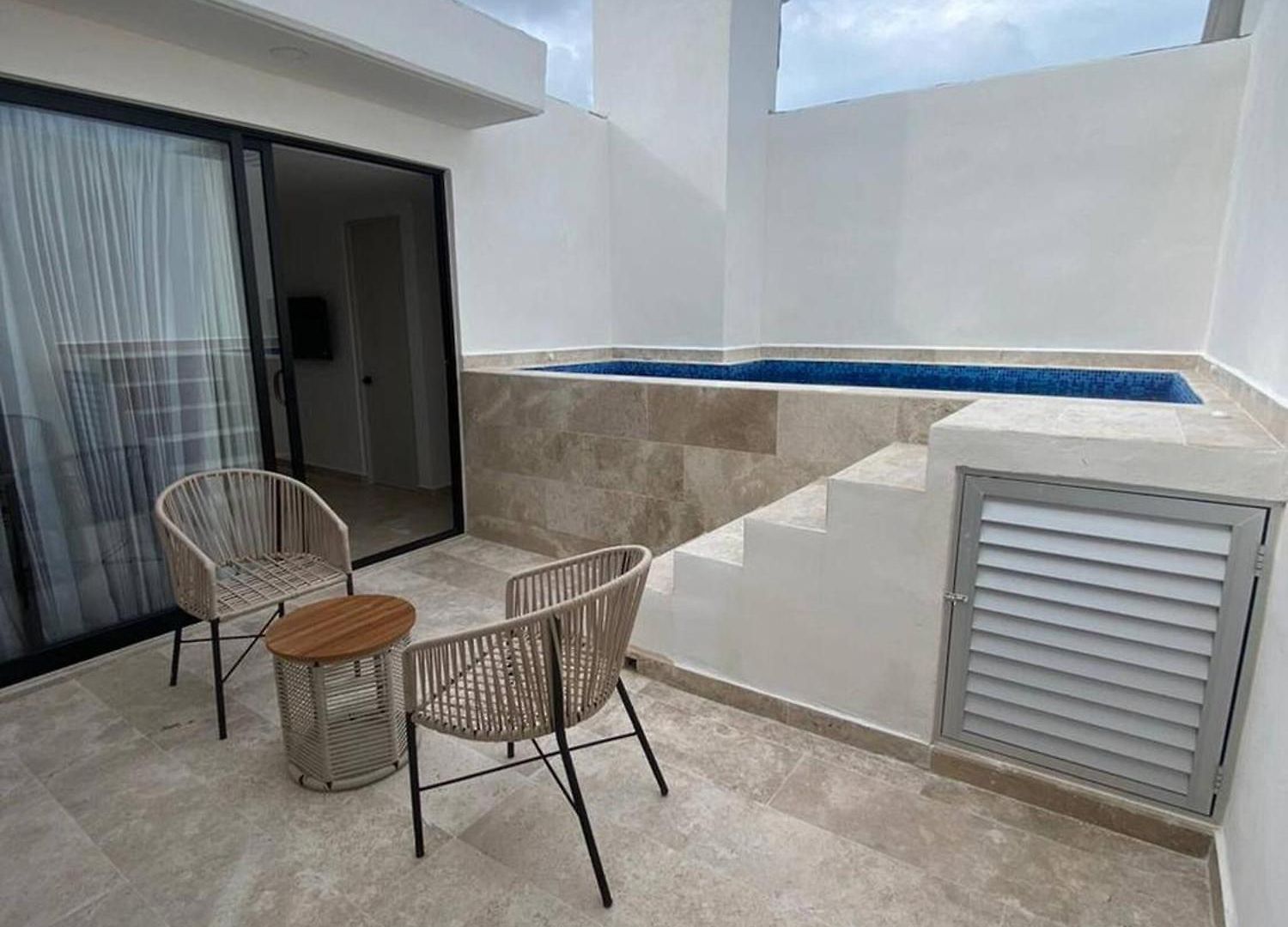 Apartment Spacious And Comfortable Ph With Private Pool In Zama