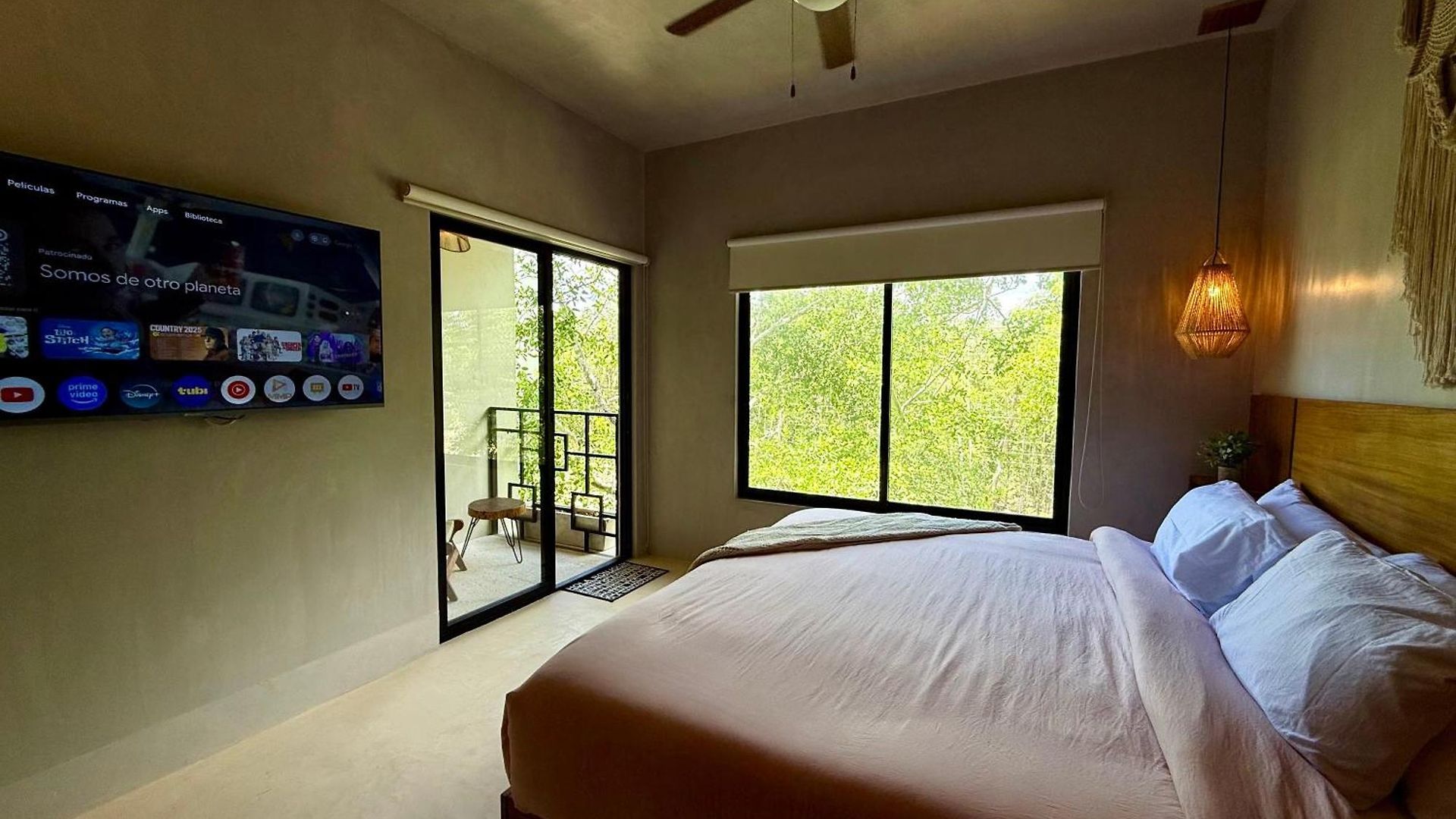Luxury Penthouse With Private Plunge Pool In *