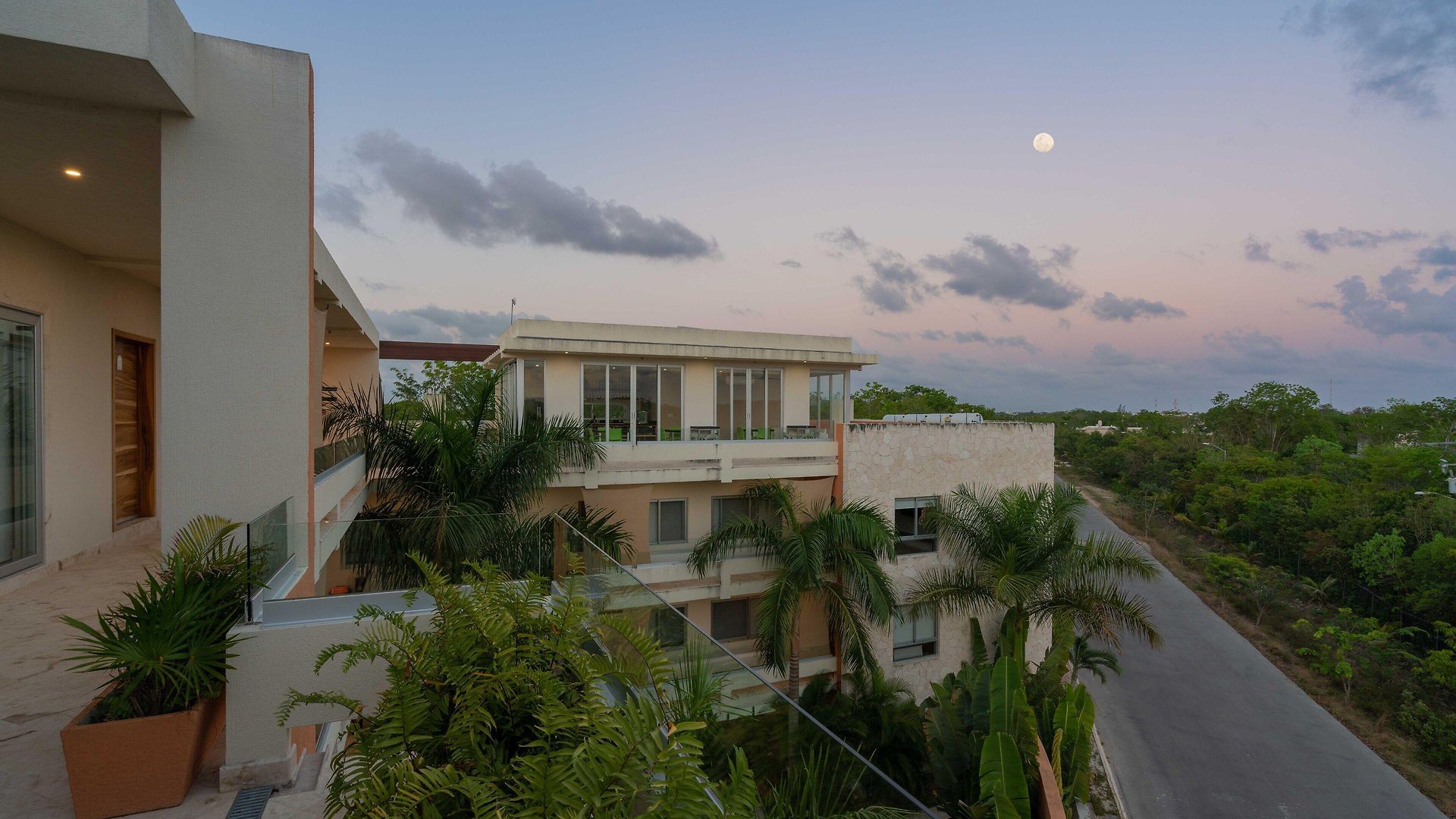 Valhalla Residences By Biwa Hotel