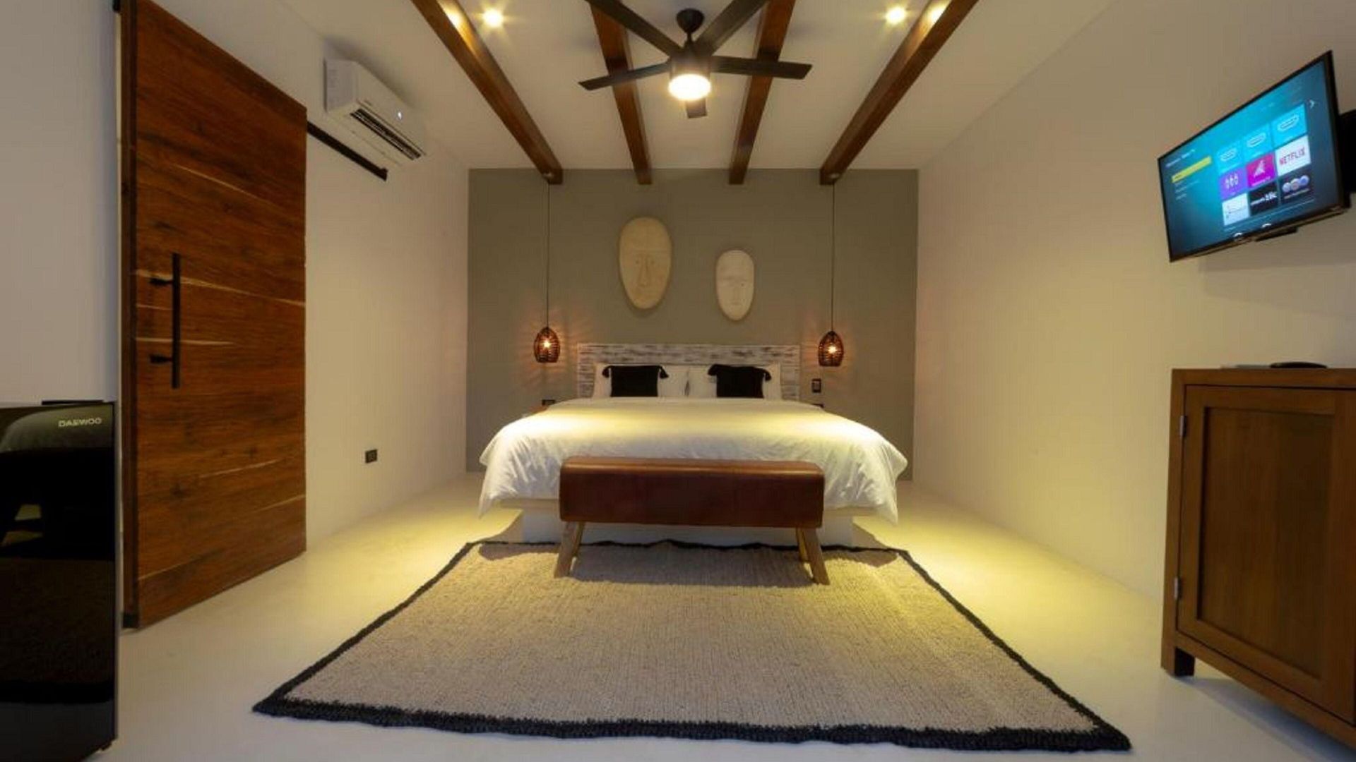 Bt Hotel