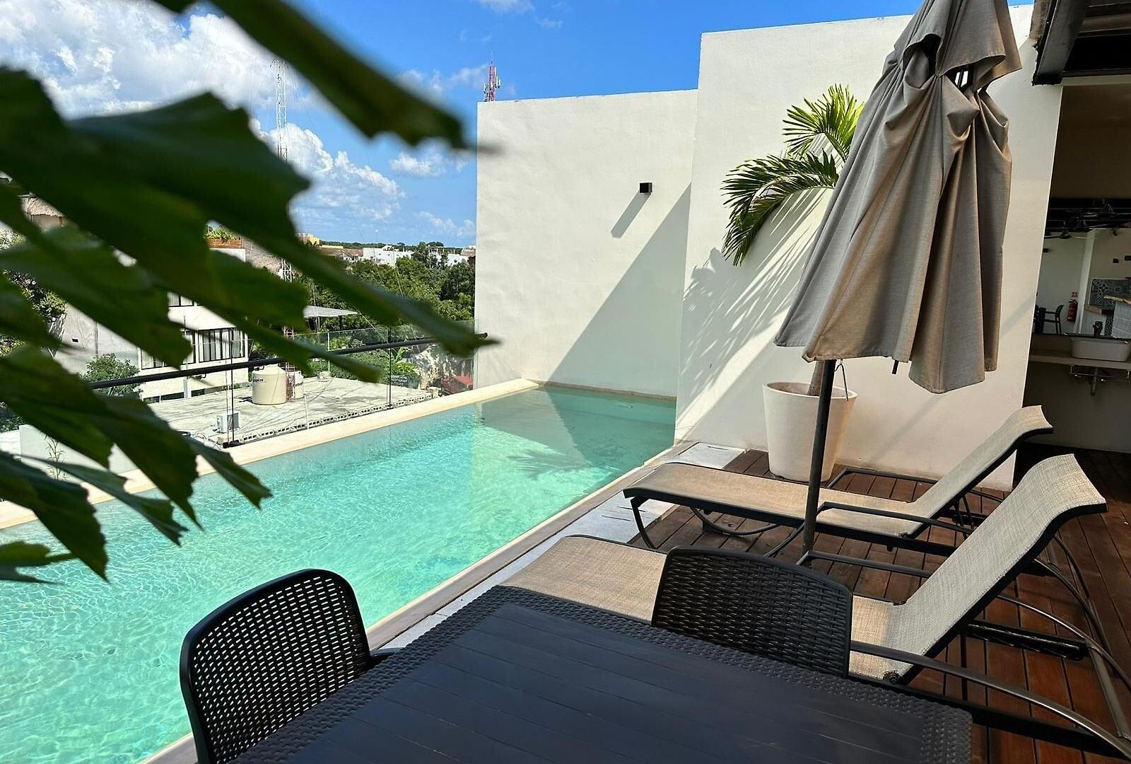 Hotel Moonshine & Tulum