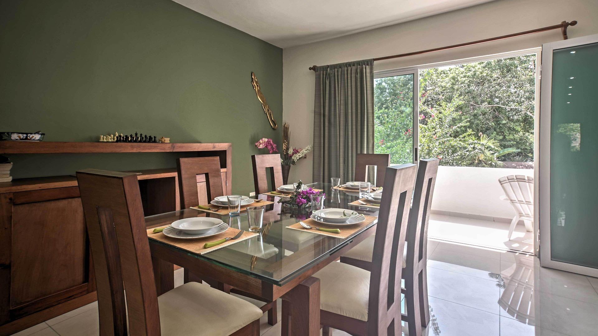 Casa Esmeralda W/ Pool Access & Furnished Patio! Villa Tulum