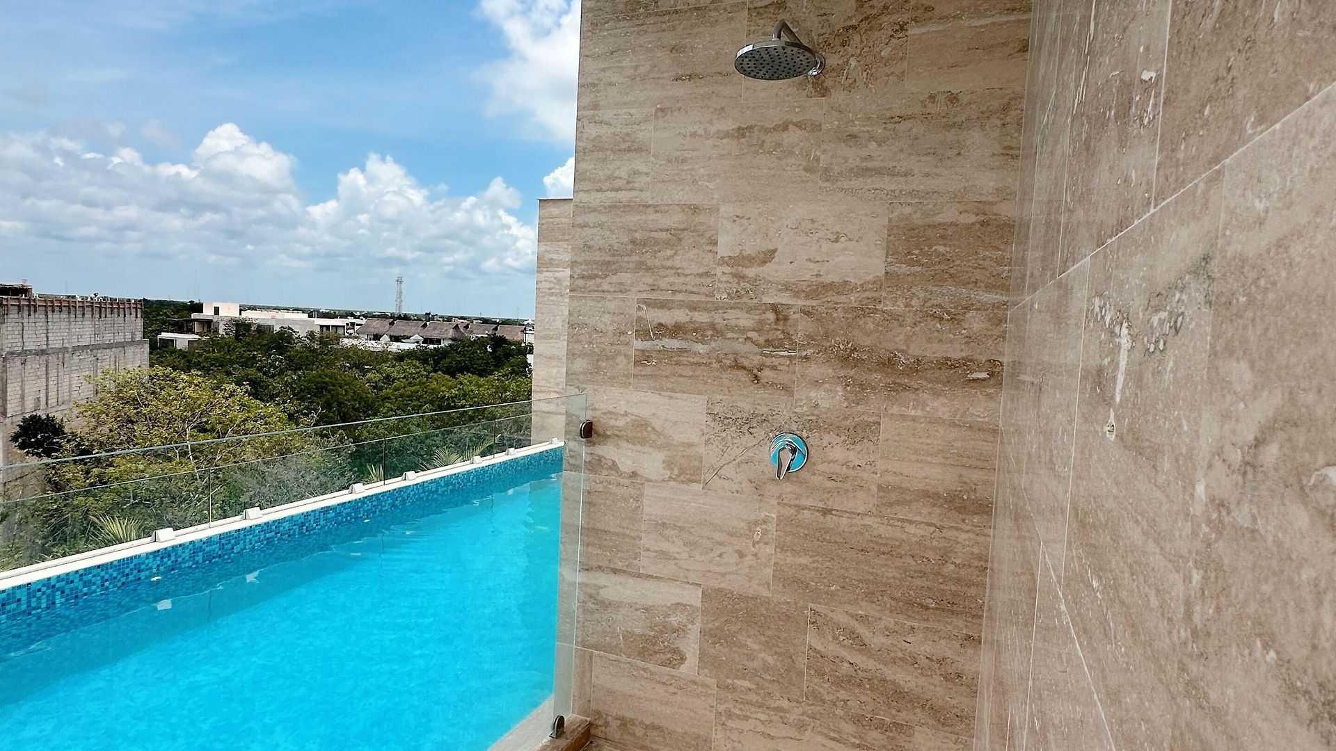 Hotel 307