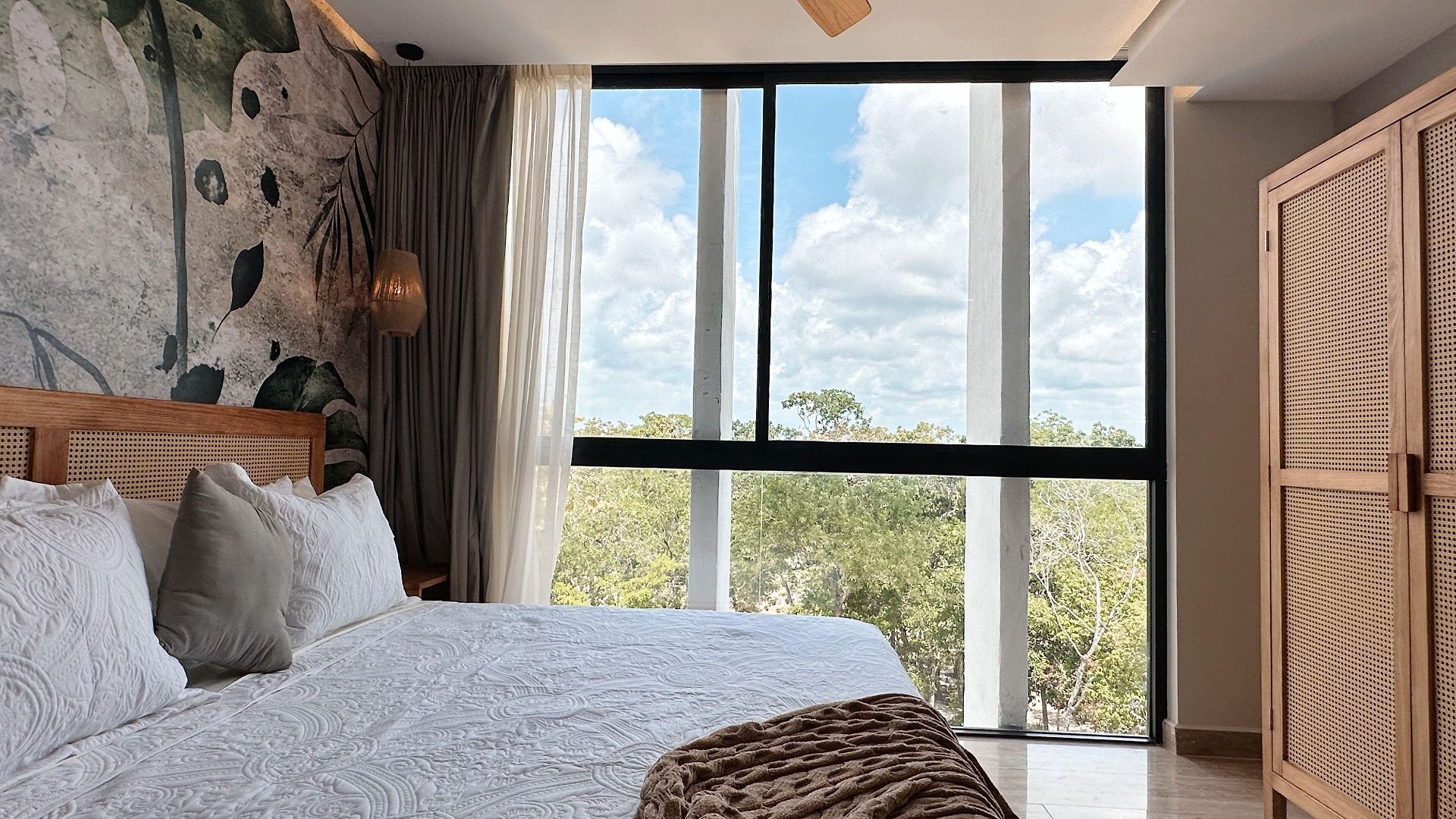 Hotel 307