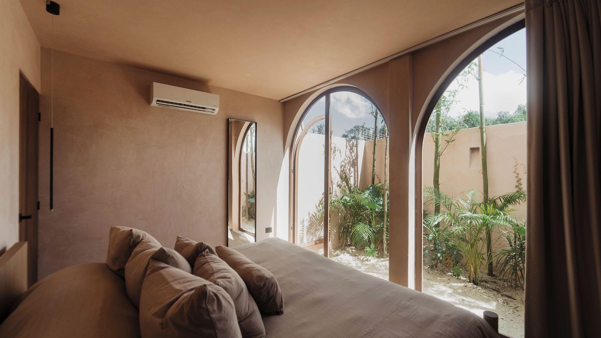 Babel Aparthotel