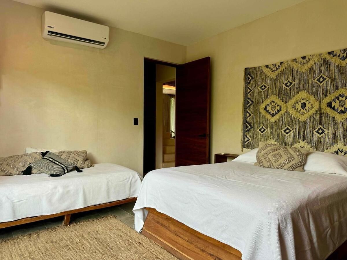 Kataluum- Luxurious Eco-chic Ph With Pool *
