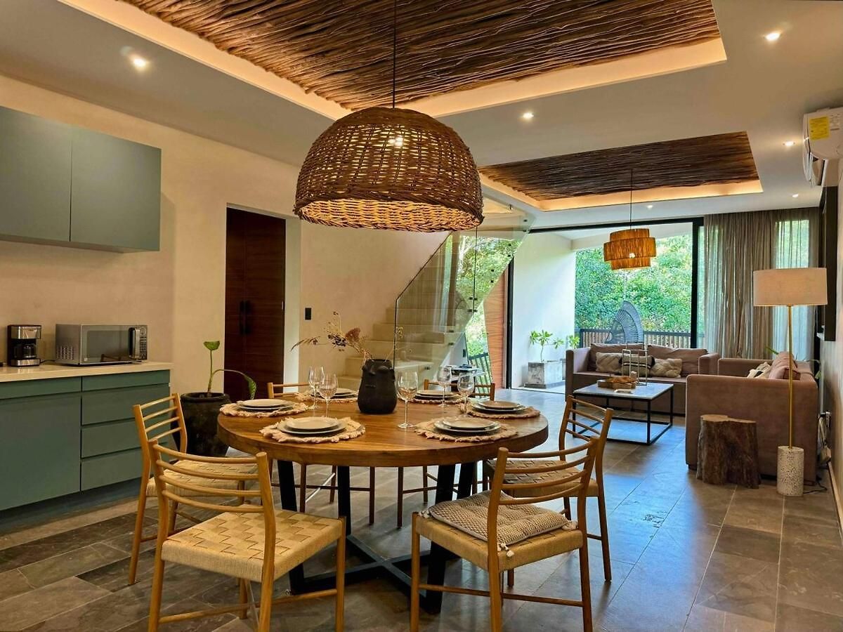 Villa Kataluum- Luxurious Eco-chic Ph With Pool