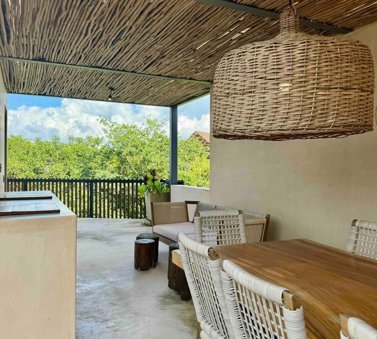 Kataluum- Luxurious Eco-chic Ph With Pool Villa