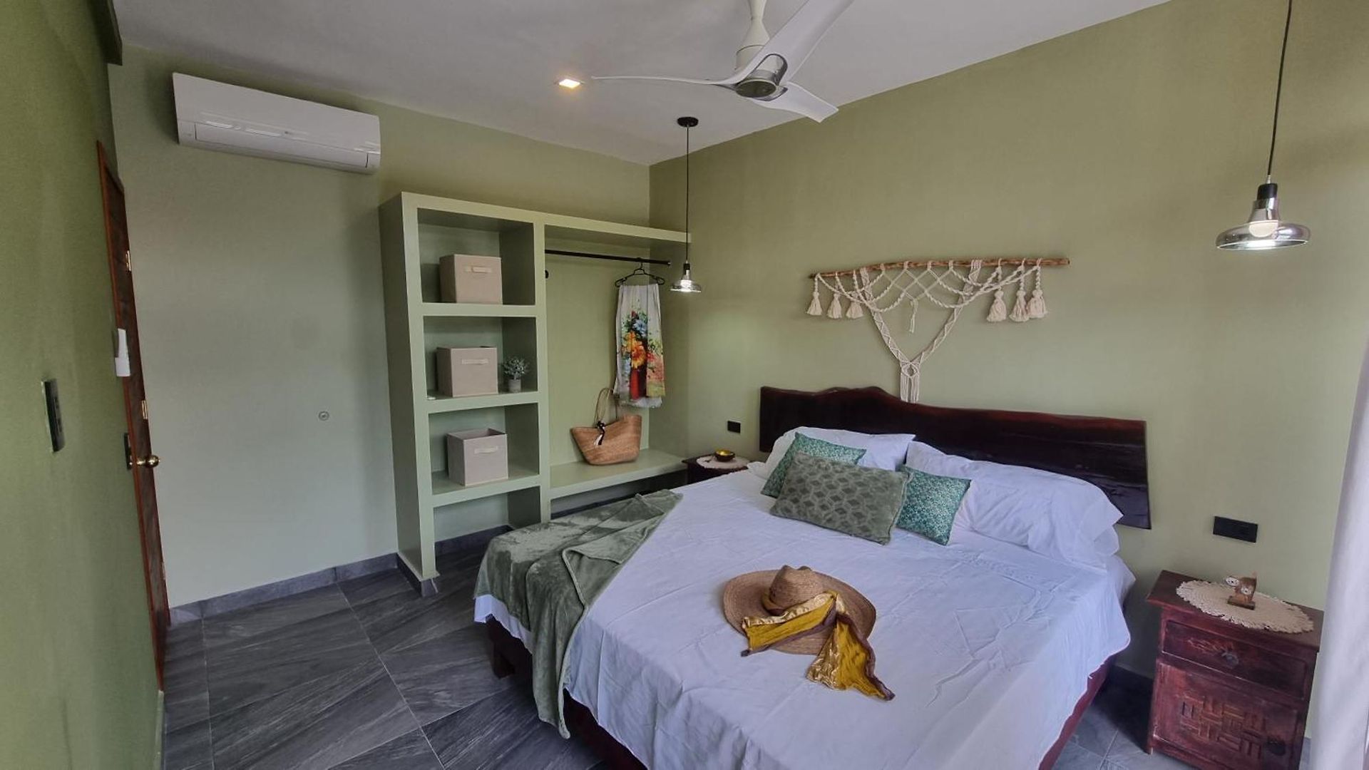 Vicenta 3 Tulum