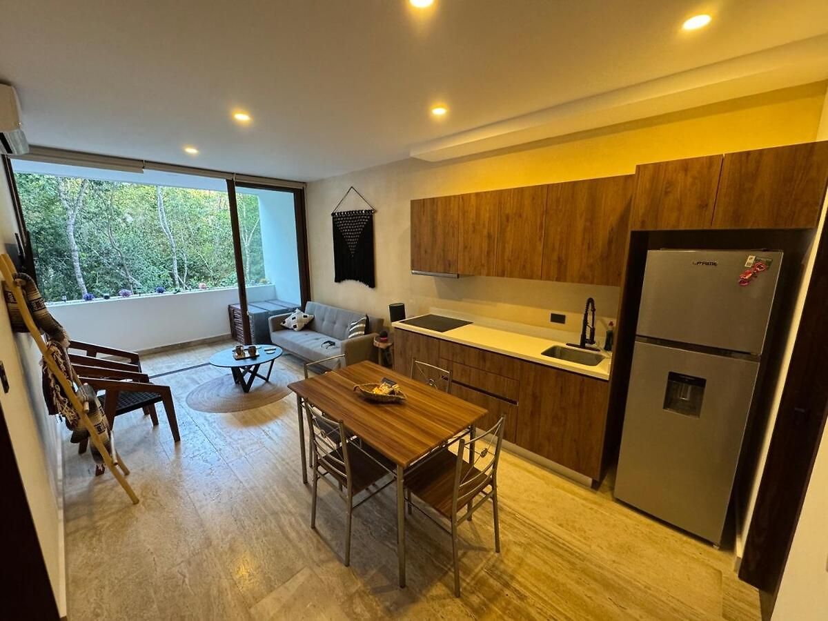 Private Jacuzzi Jungle View In La Veleta Apartamento