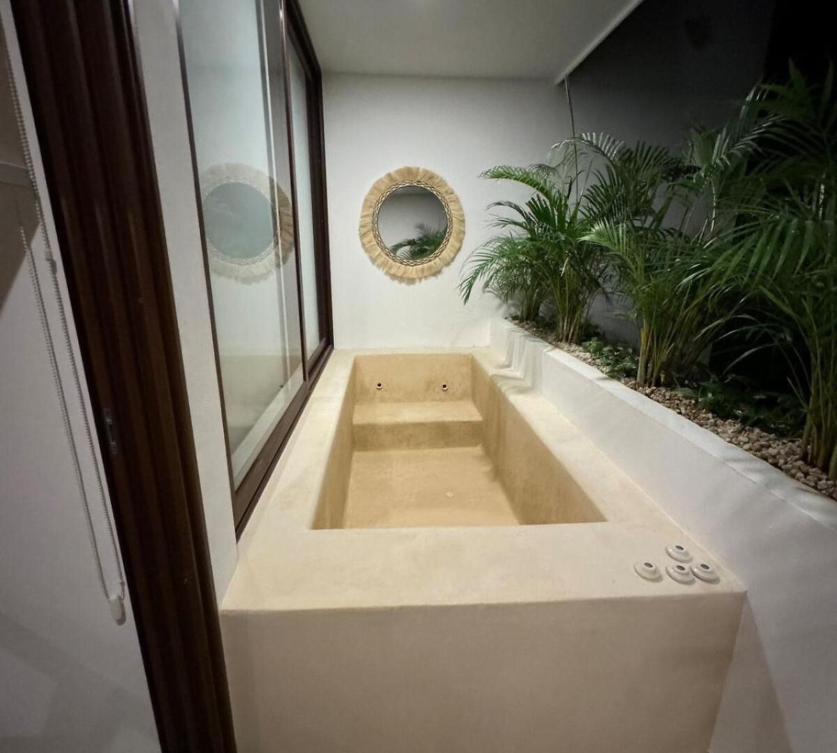Private Jacuzzi Jungle View In La Veleta Apartamento