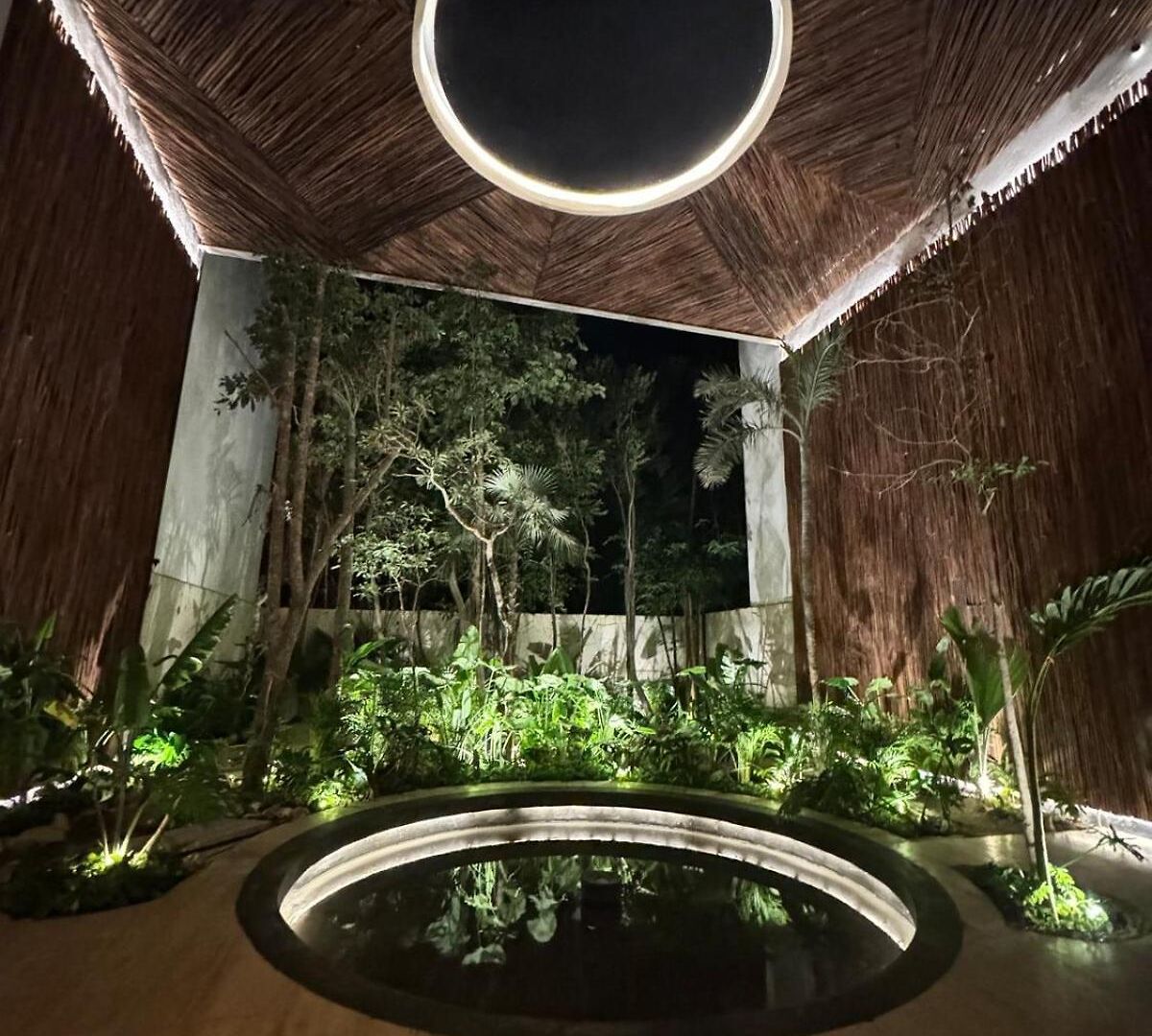 Private Jacuzzi Jungle View In La Veleta *