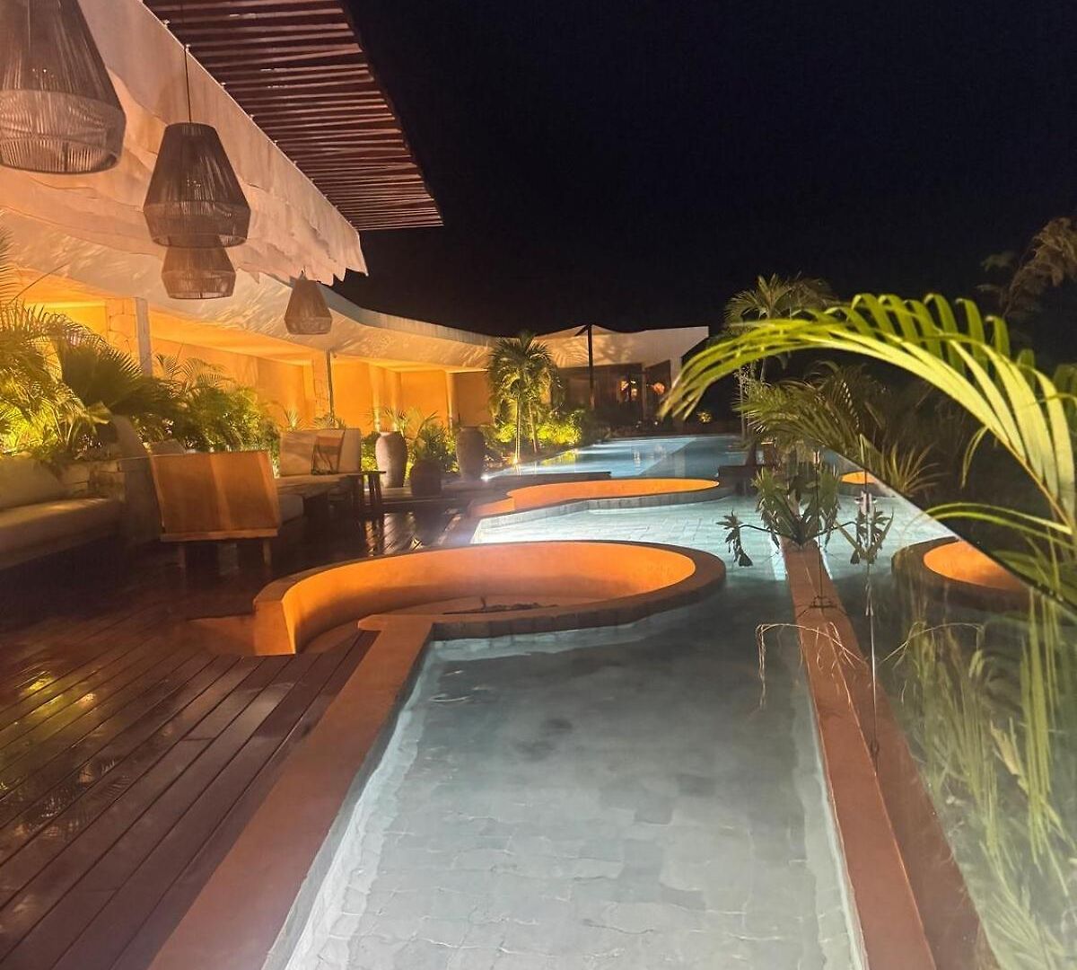 Private Jacuzzi Jungle View In La Veleta Apartamento *