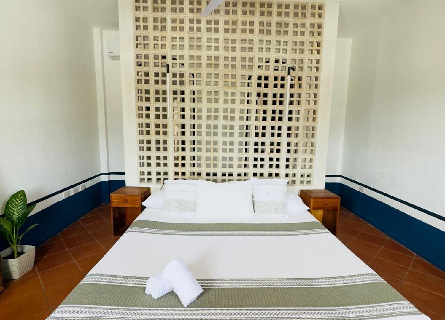 Centro, Party Hotel