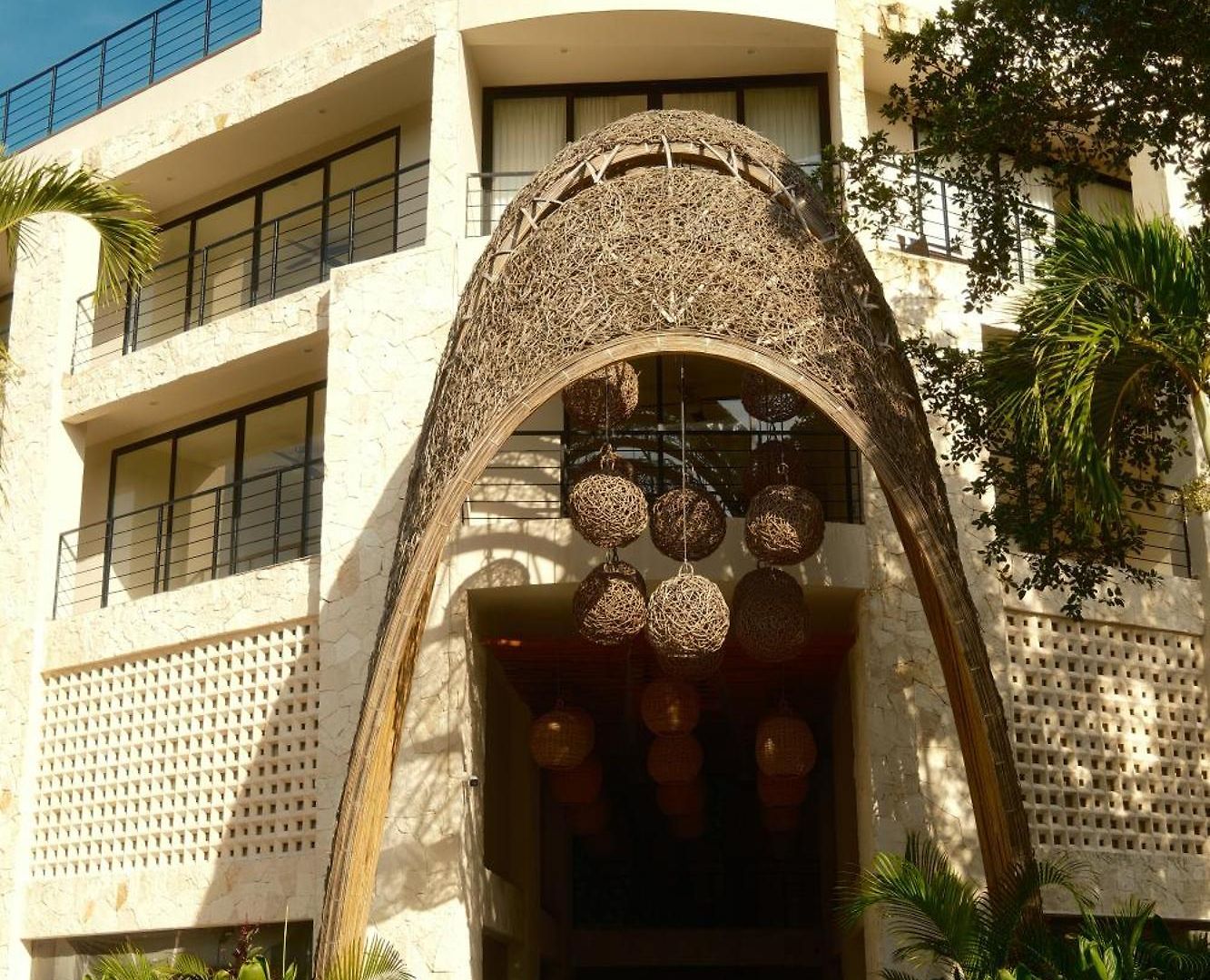 Downtown Penthouse With Private Pool, Rooftop Pool And Gym, Short Distance From Beaches, Restaurants & Nightlife Tulum