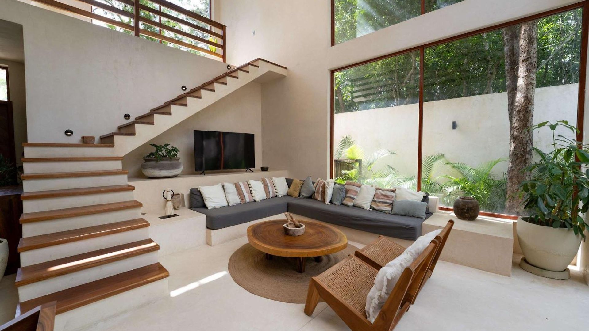 Luxury 3br Duplex With Private Pool *