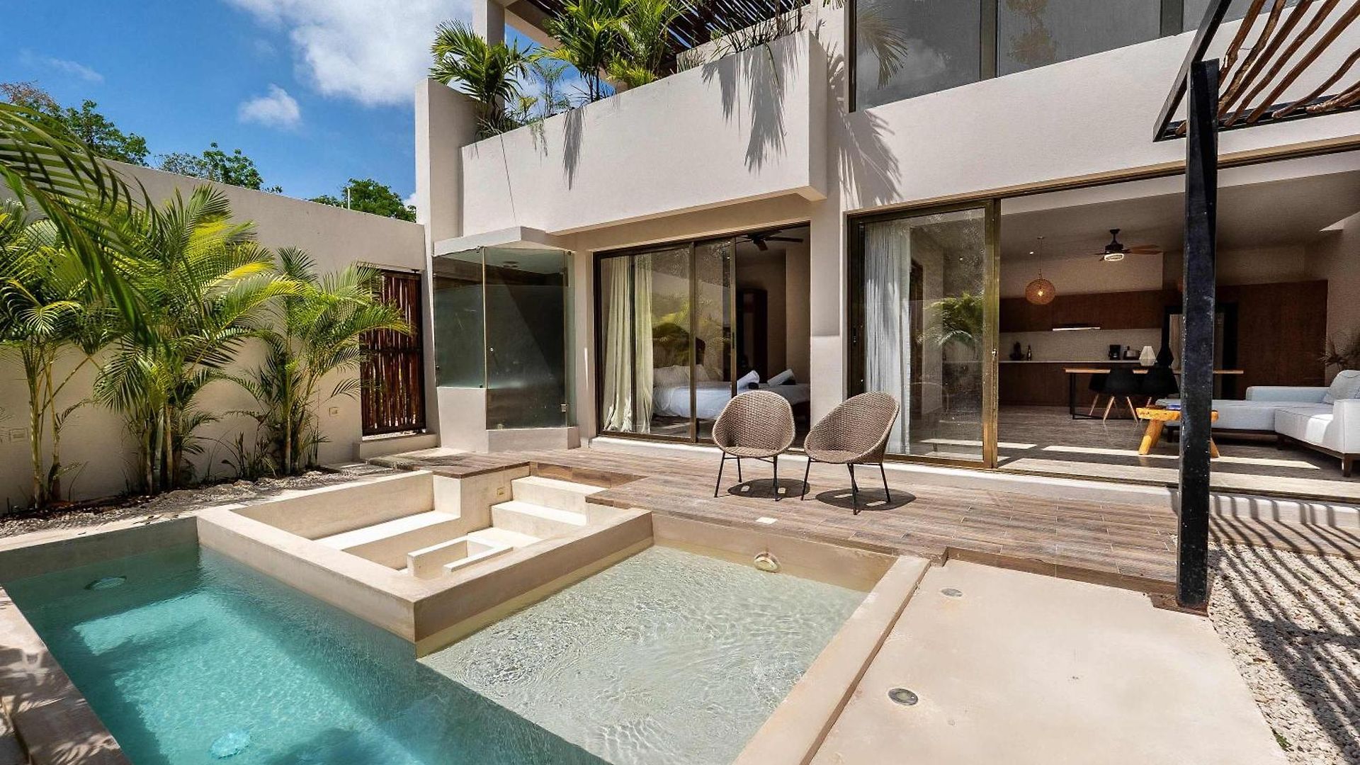 Chic 6br Dual With 4 Private Pools & Concierge