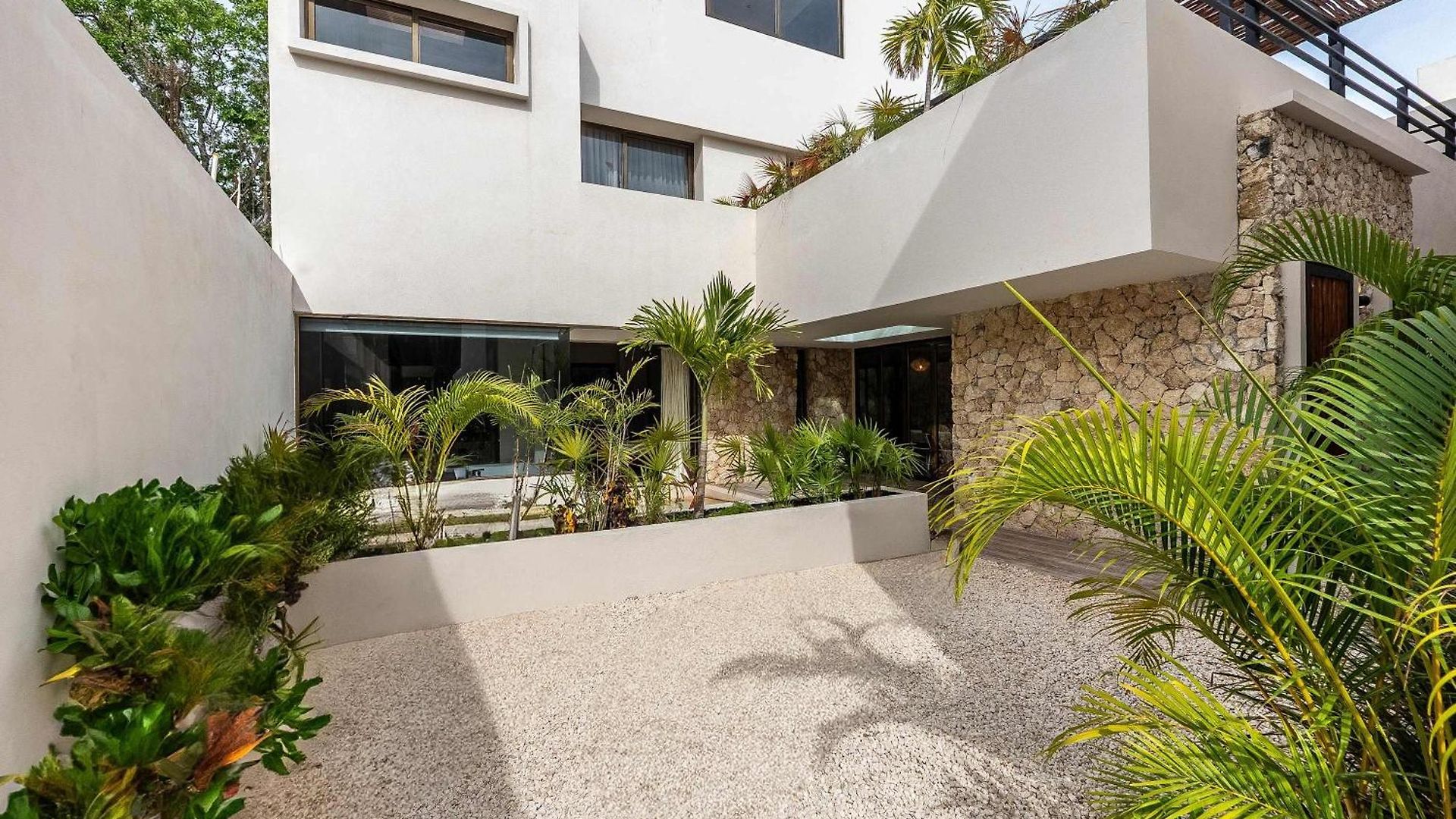 Chic 6br Dual With 4 Private Pools & Concierge Villa Tulum