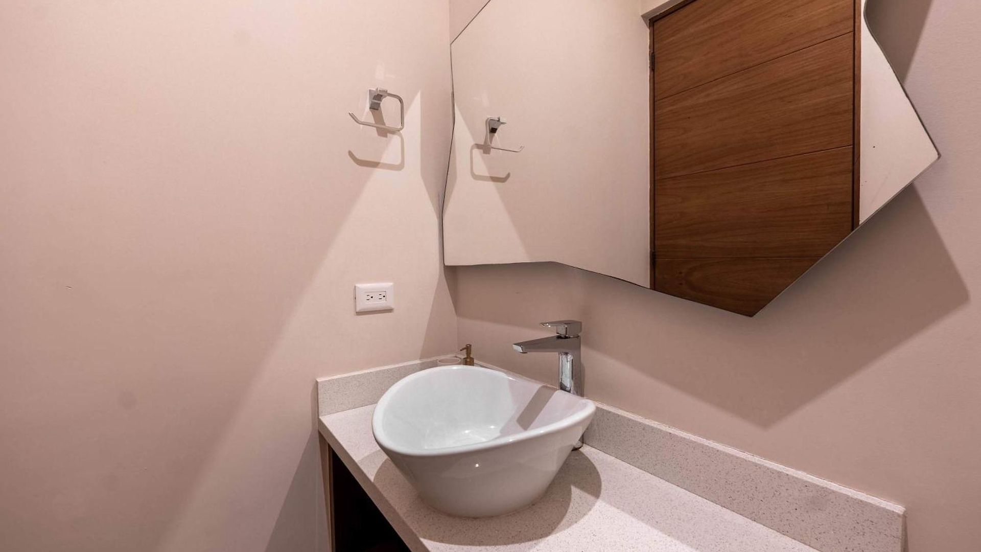 Villa Chic 6br Dual With 4 Private Pools & Concierge Tulum