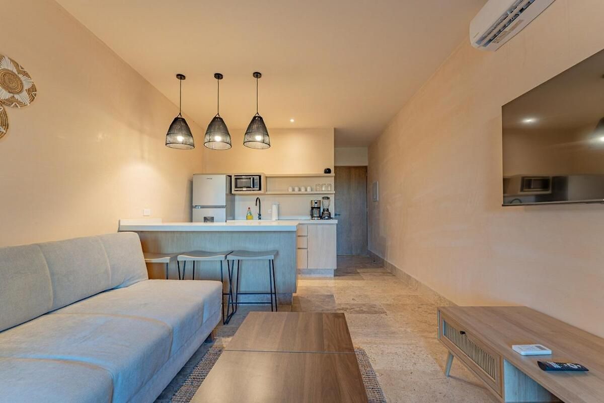Luxury At Chichíl Pool Gym Access