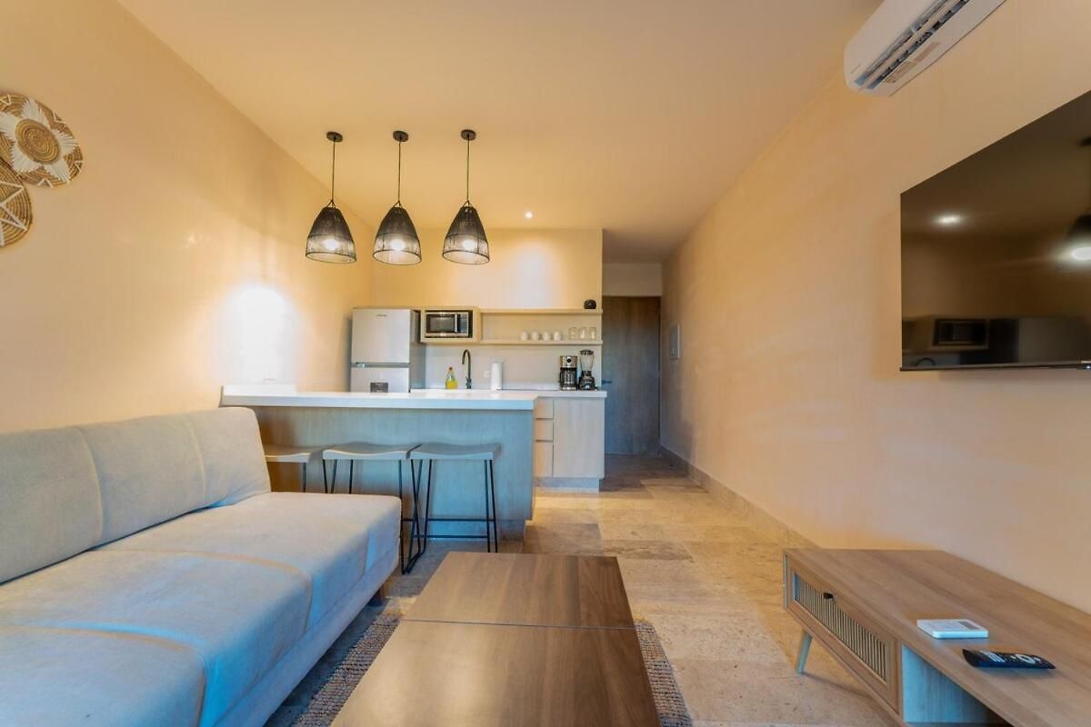 Luxury At Chichíl Pool Gym Access