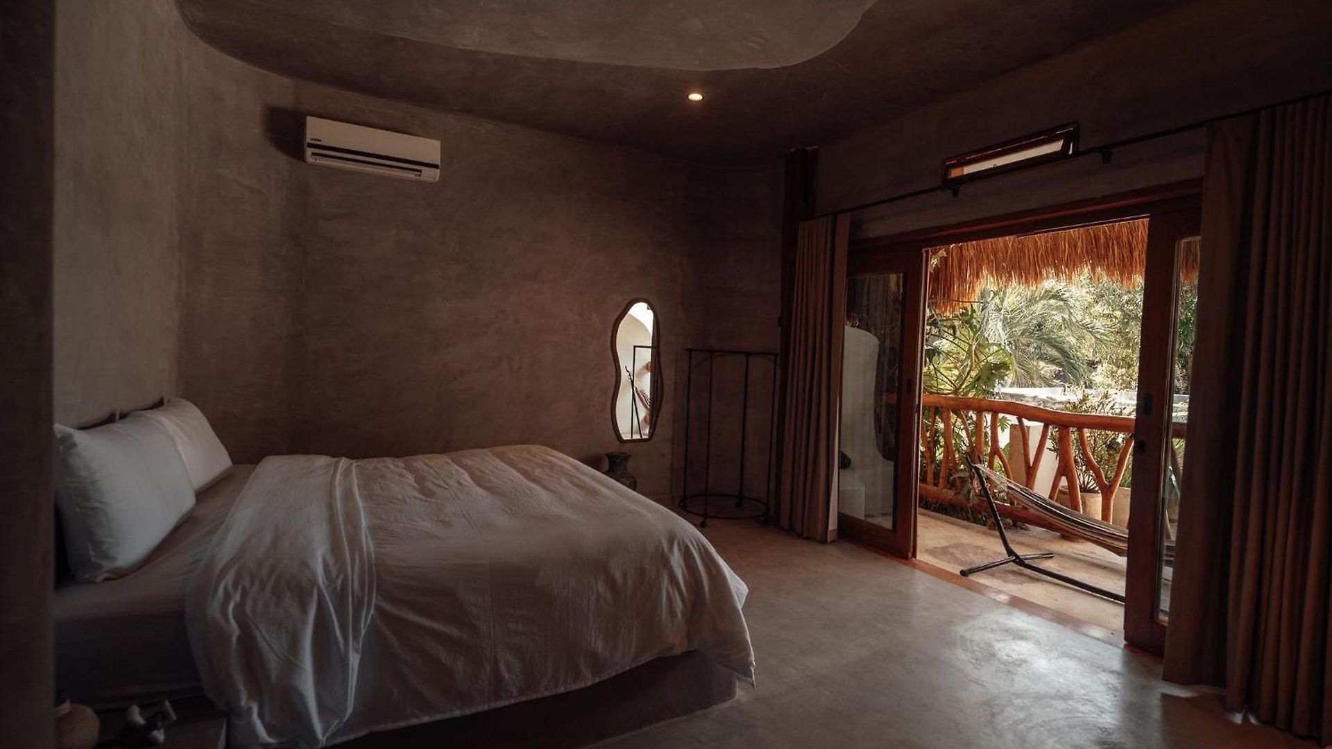 Eos Wellness By Amazonia Tulum