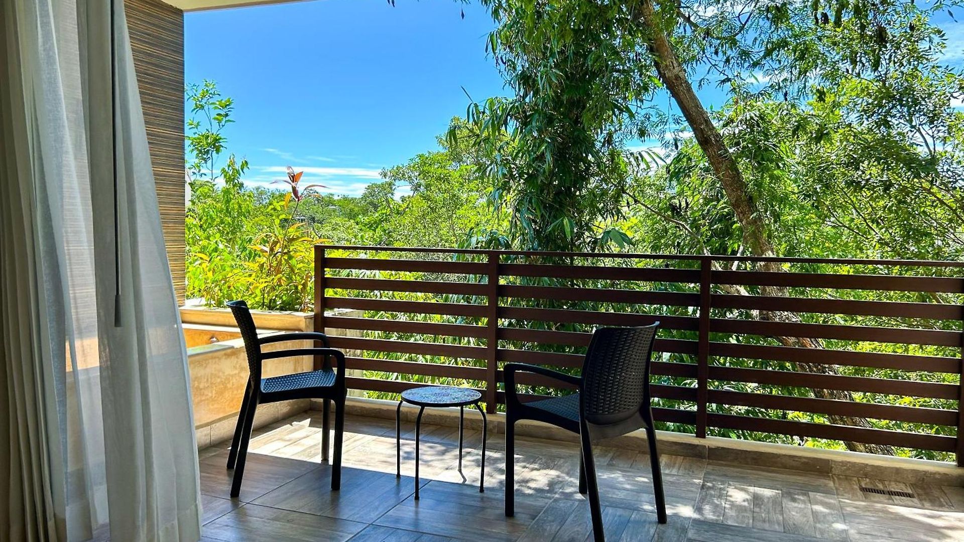 Albra Aparthotel 4*