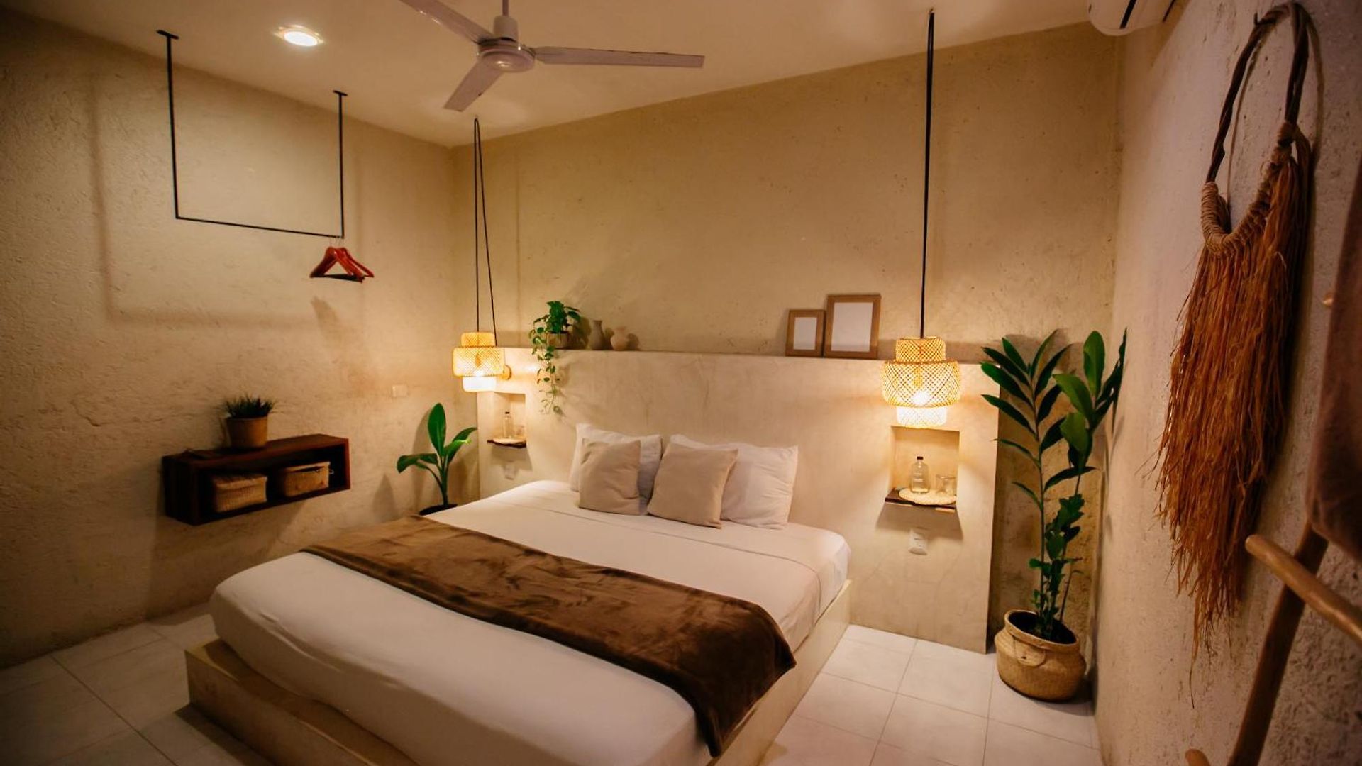 Hotel Noah 3*