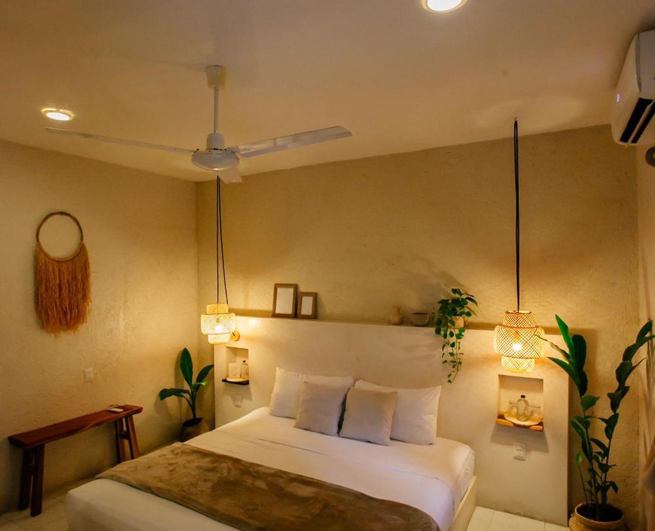 Hotel Noah 3*