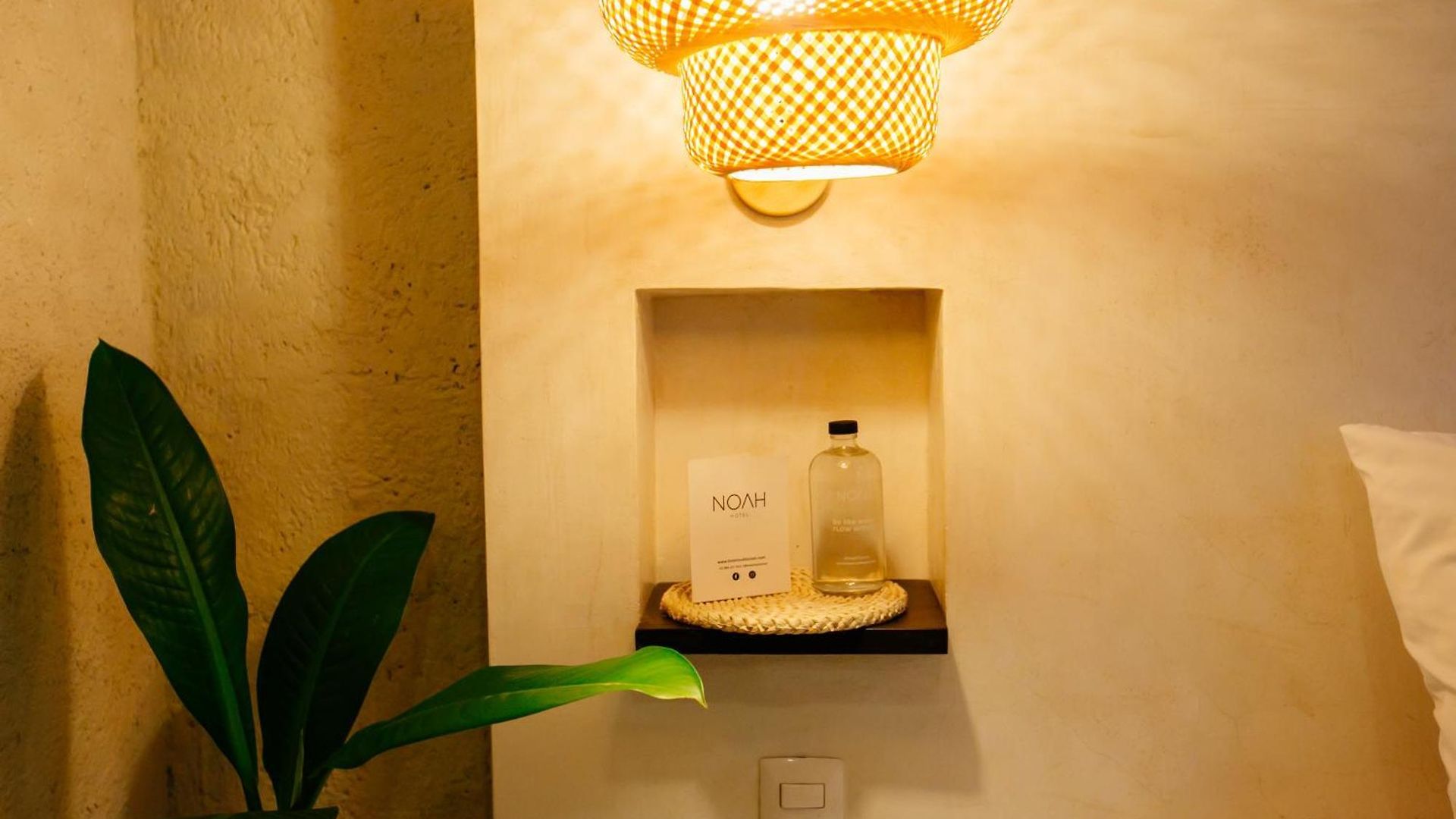 Noah Hotel 3*