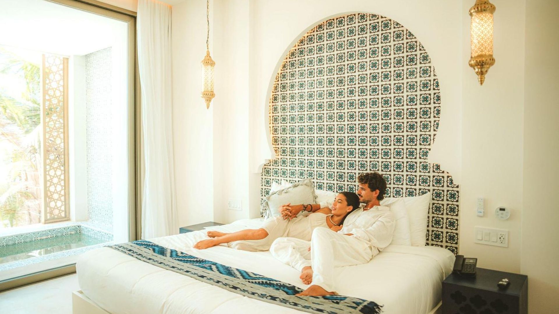 Hotel Sana Beachfront Boutique 5*