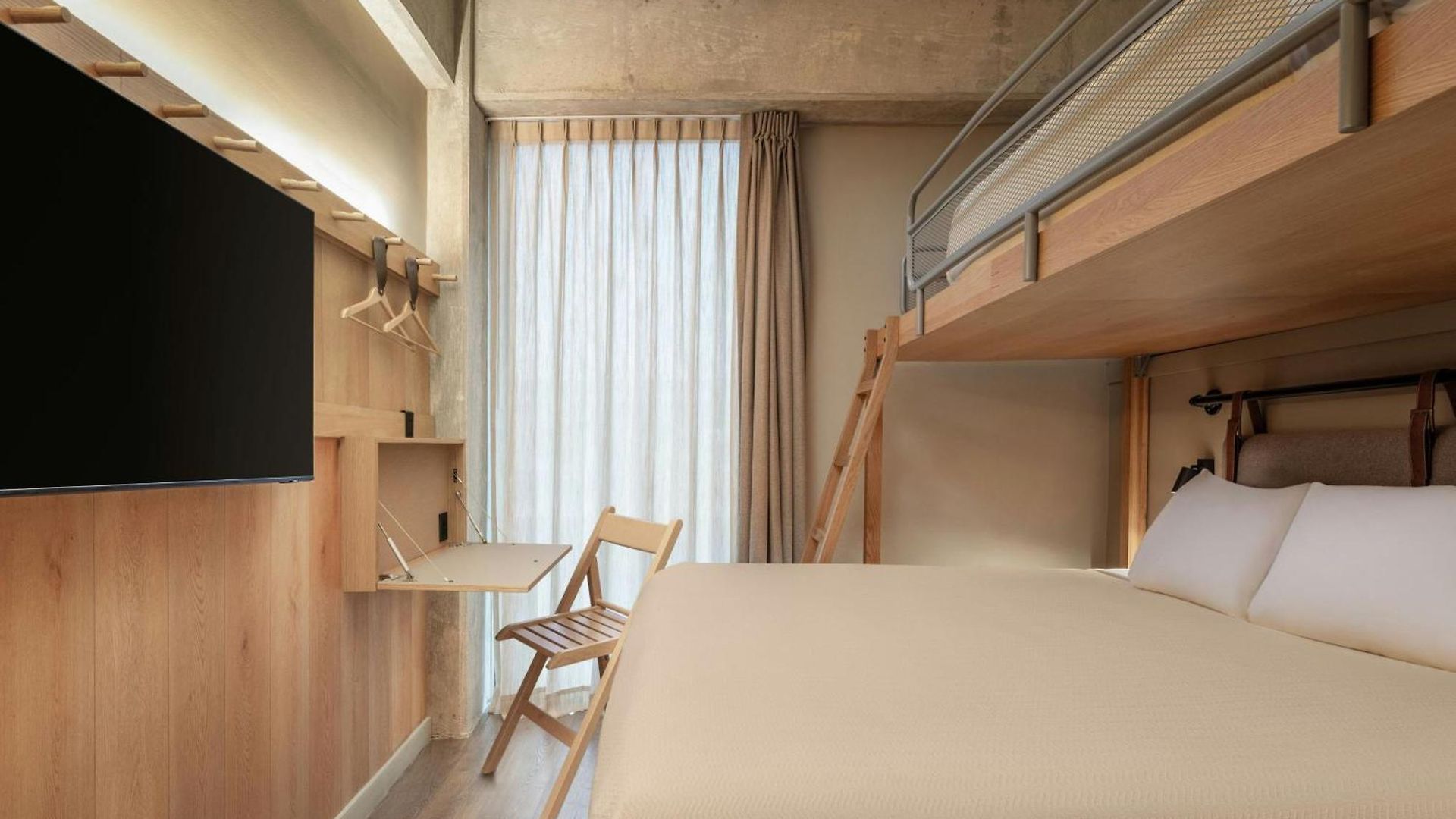 Moxy Hotel