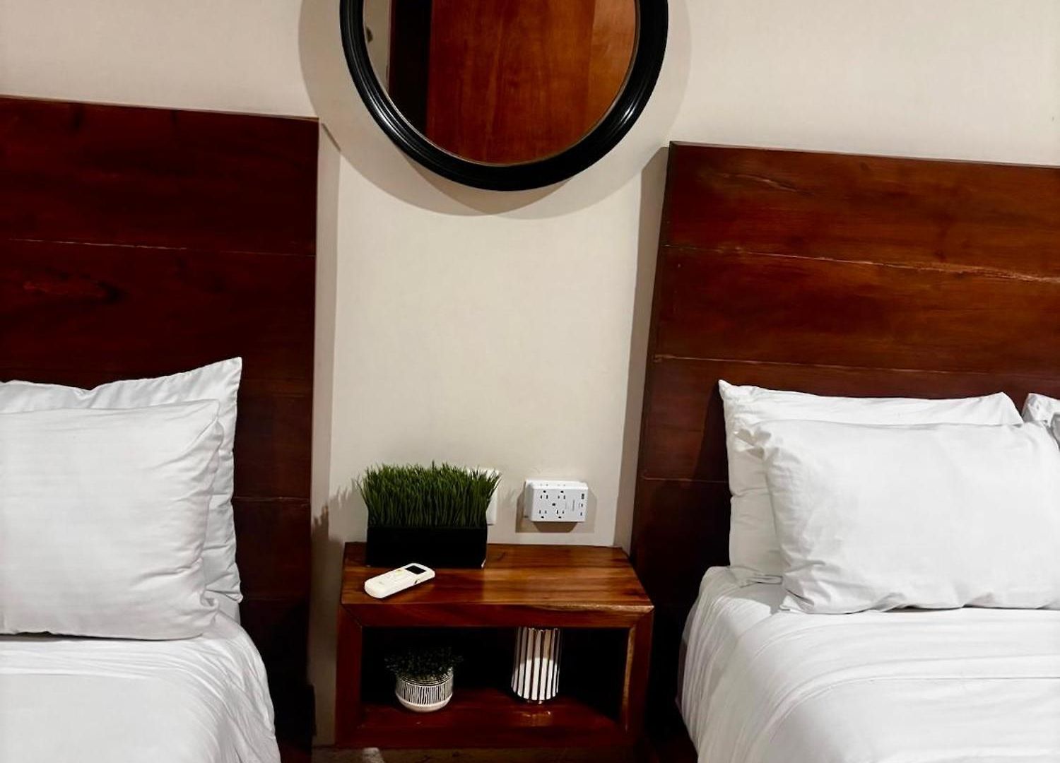 Casa Vibe-ph- Private - Rooftop- Pool- 3 Balcony Hotel