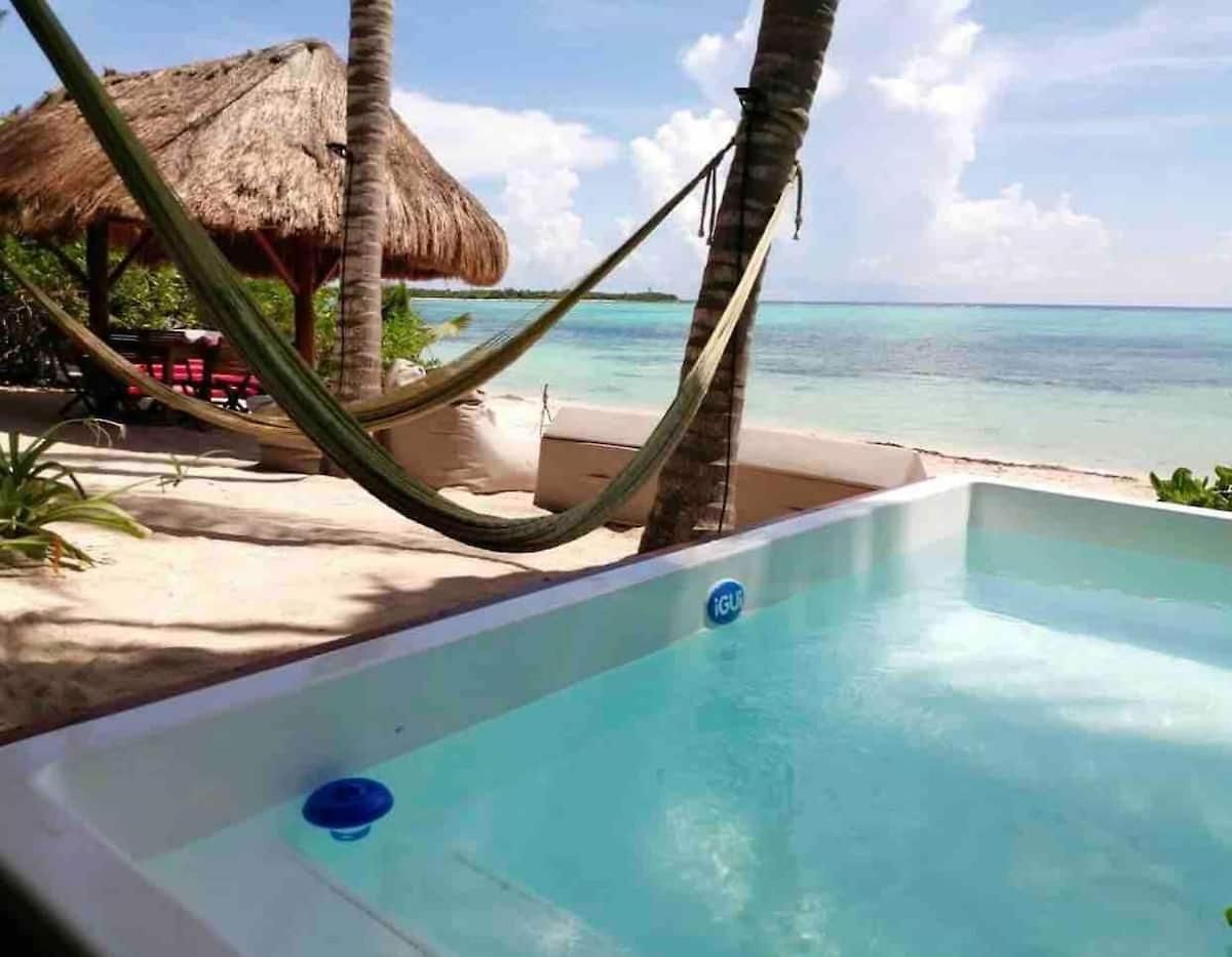 Soliman Bay Beachfront Villa *