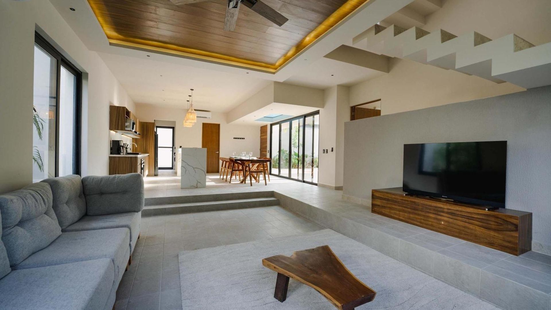 6br Luxury Perla With 2 Pools & Game Villa