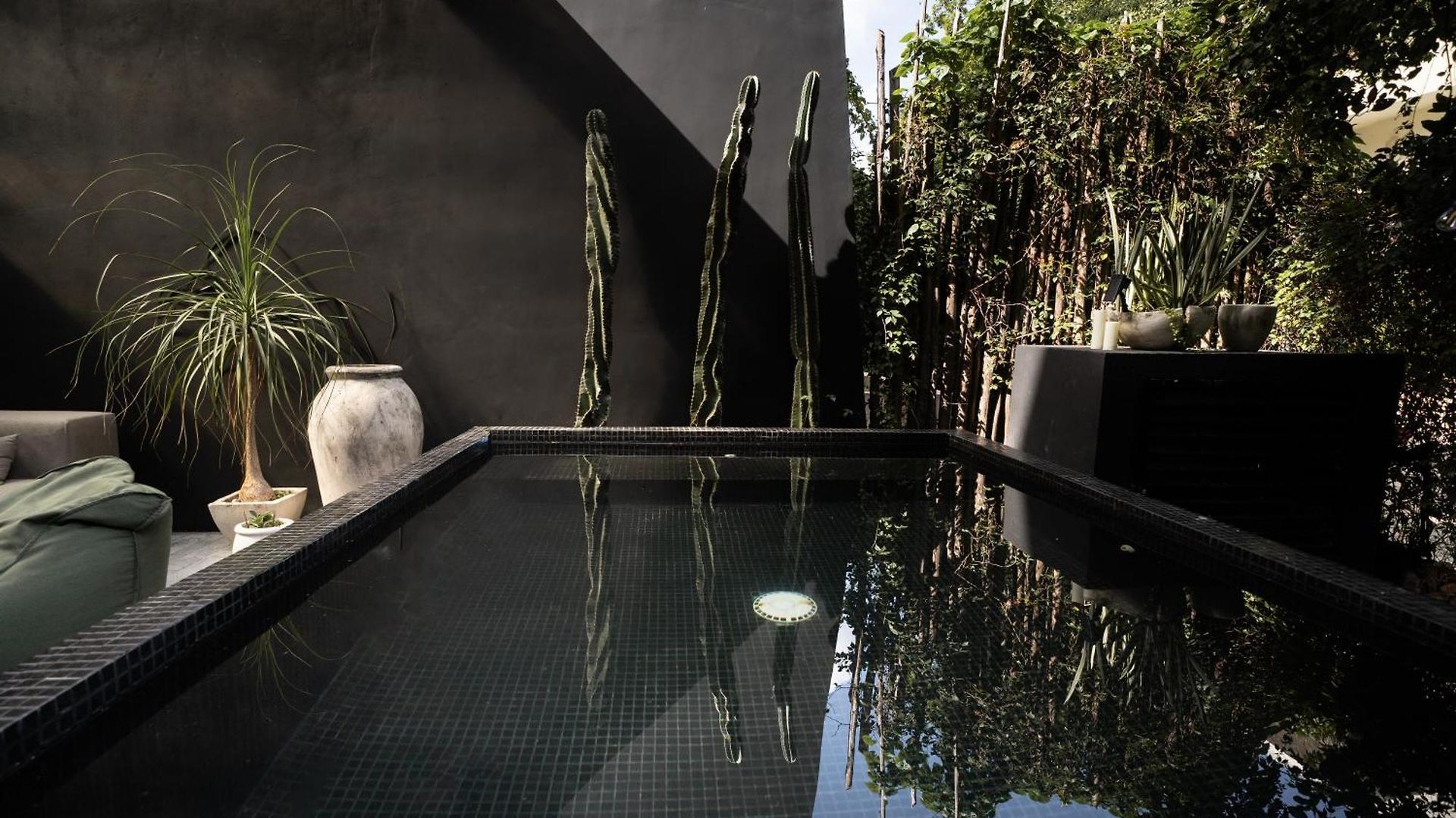 Design Luxury 3br With 3 Pools, Stunning Rooftop, Boho Style, Near