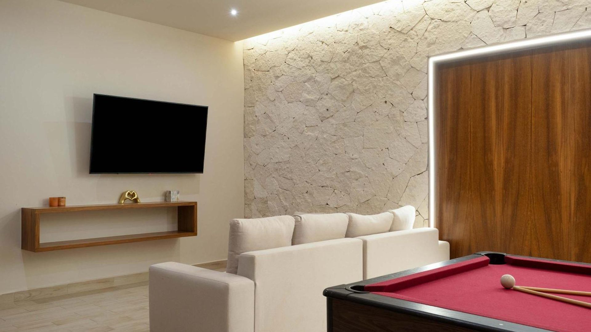 6br Luxury Perla With 2 Pools & Game Villa *