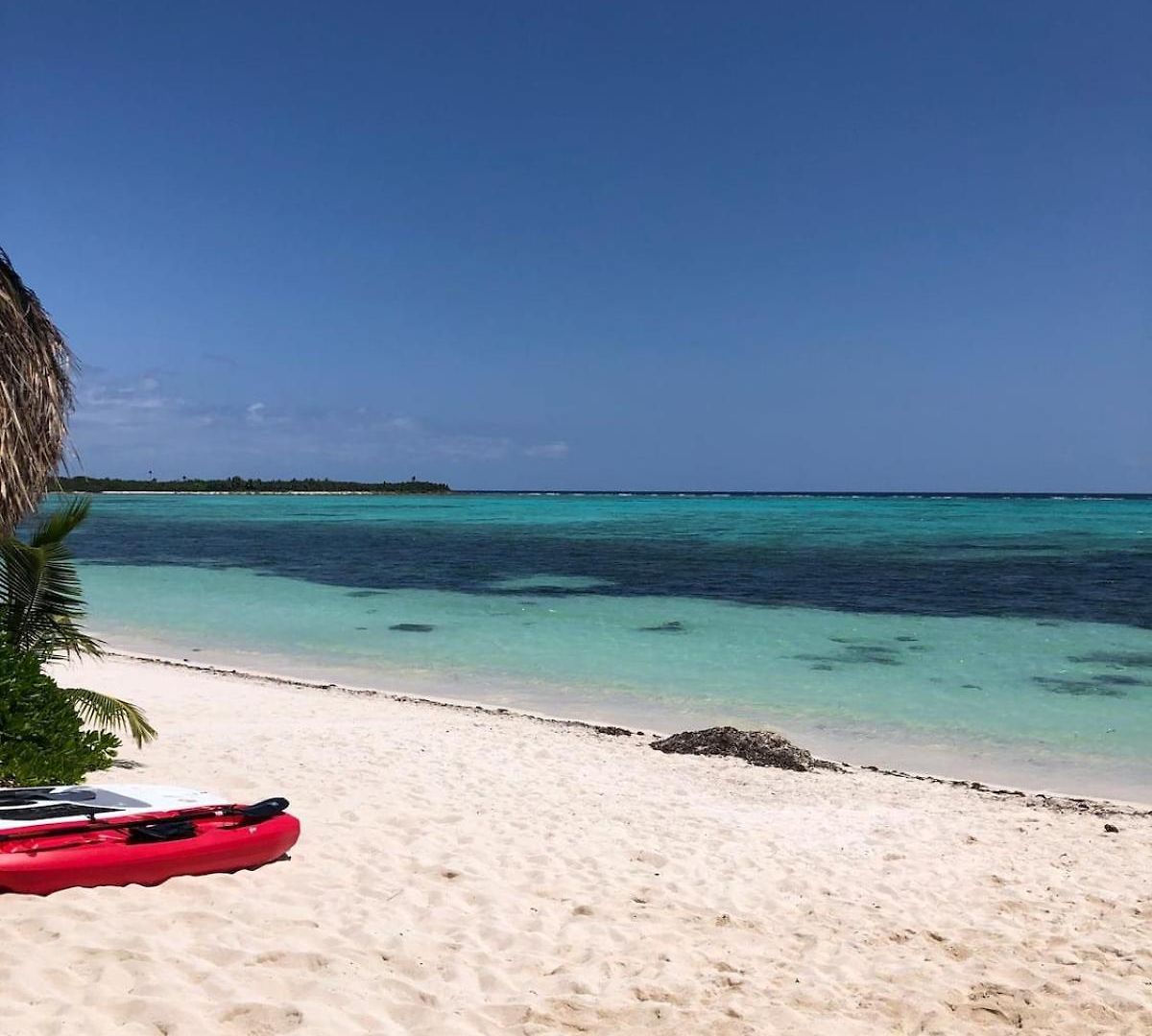 Villa Soliman Bay Beachfront *