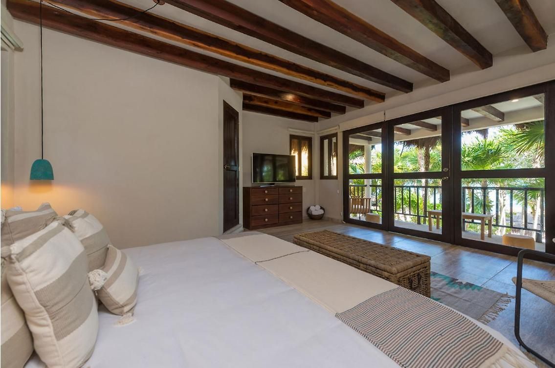 Villa Soliman Bay Beachfront