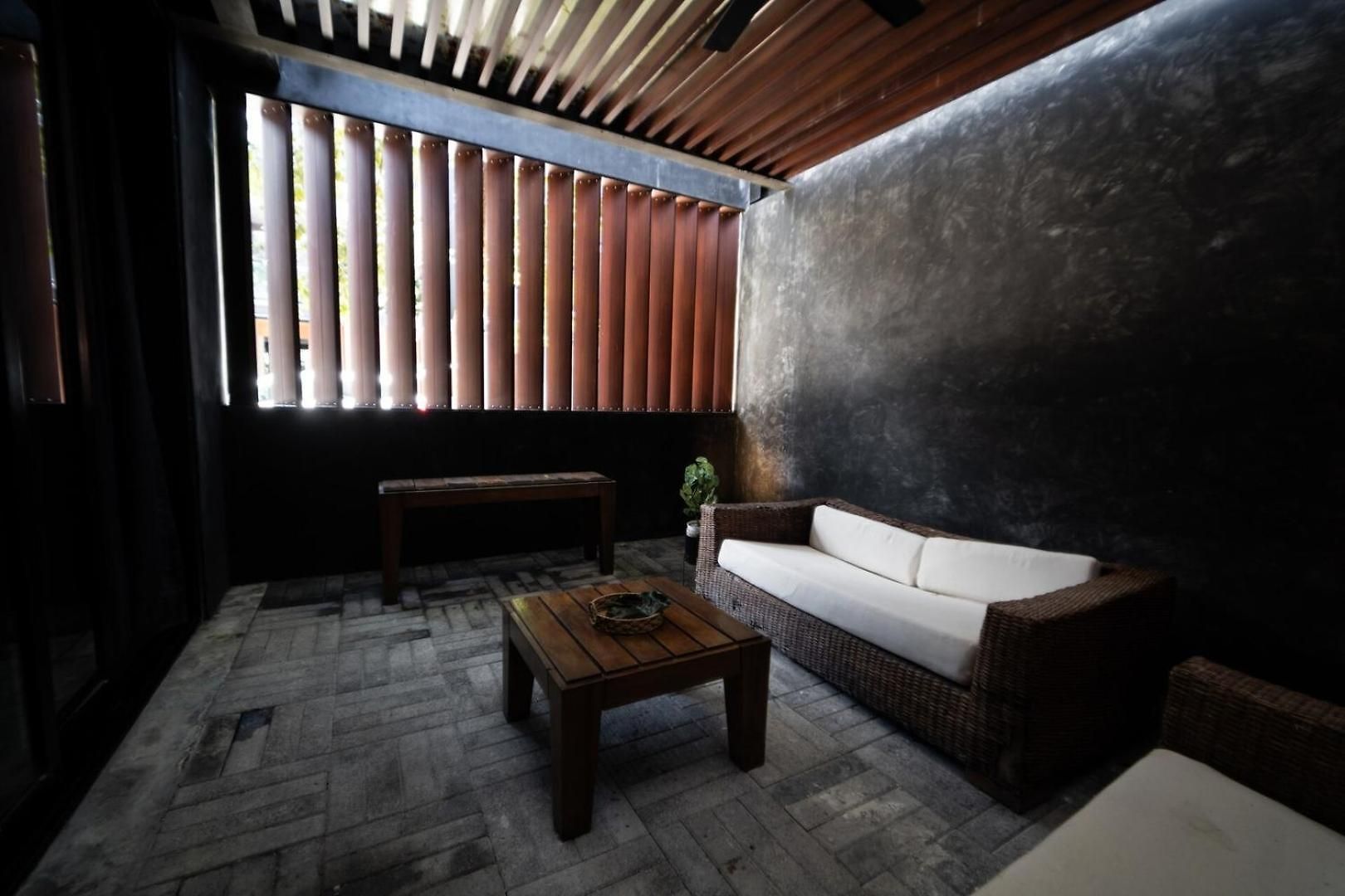 Luxury Trio Villas, 7 Pools, 12 Brs, 32 Pax Villa *