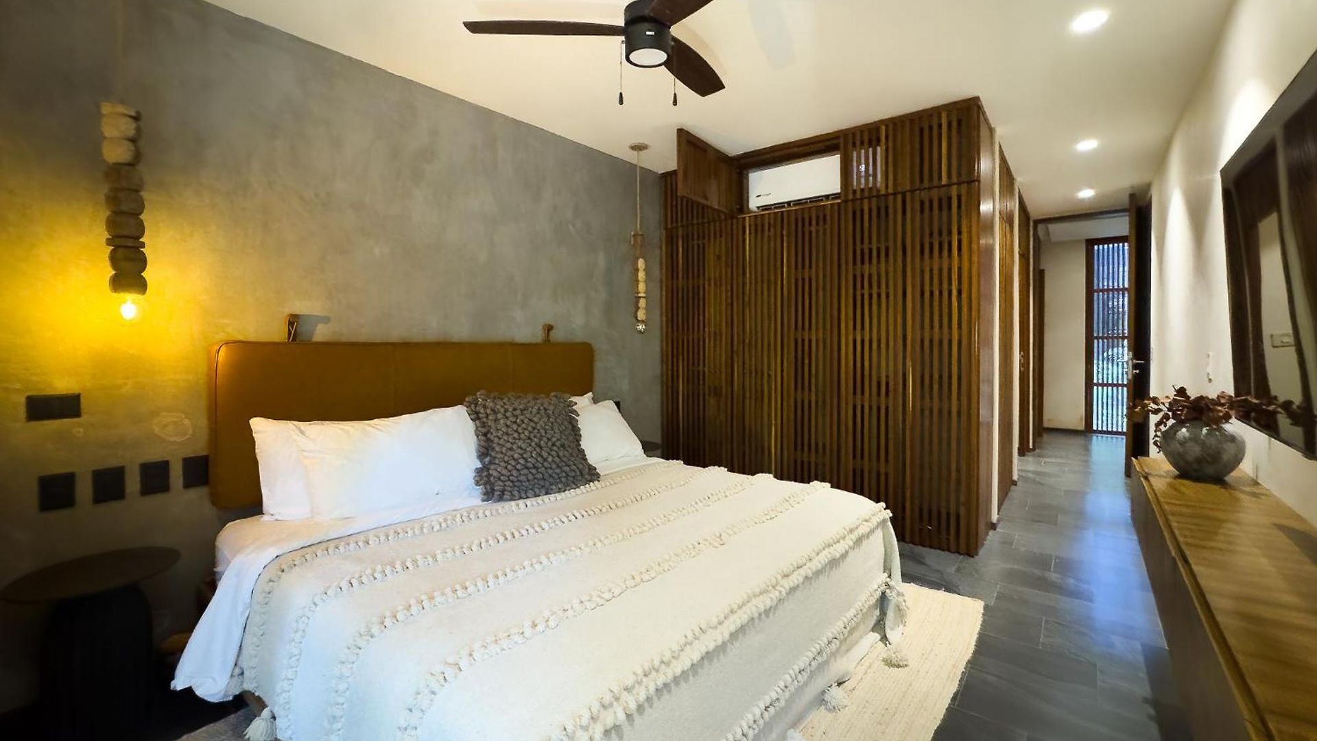 Miraluna Penthouse Apartment *