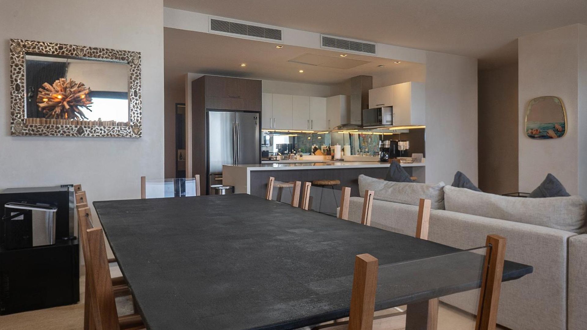 Apartment Luxury 3br Tankah Rooftop